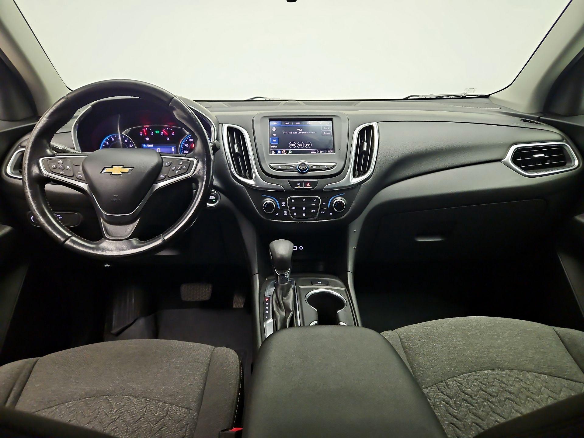 Thumbnail: 2022 Chevrolet Equinox - 9