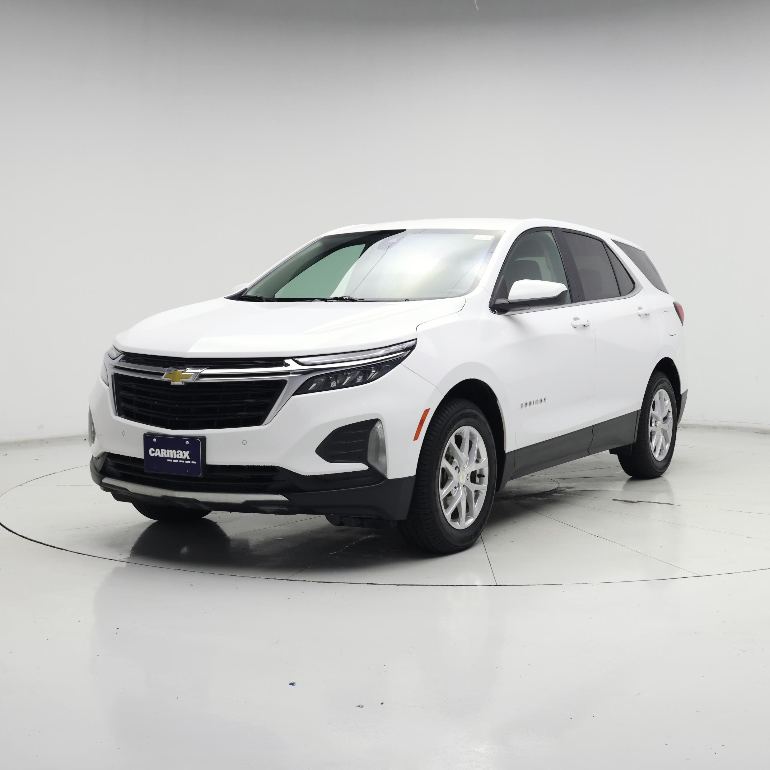 Thumbnail: 2022 Chevrolet Equinox - 4