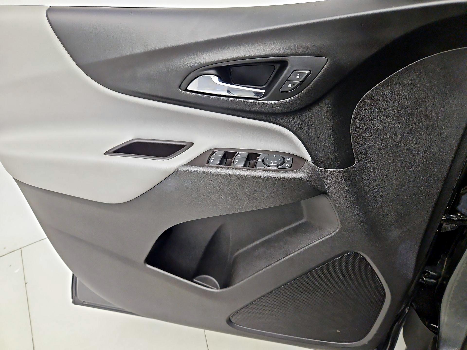 Thumbnail: 2021 Chevrolet Equinox - 12