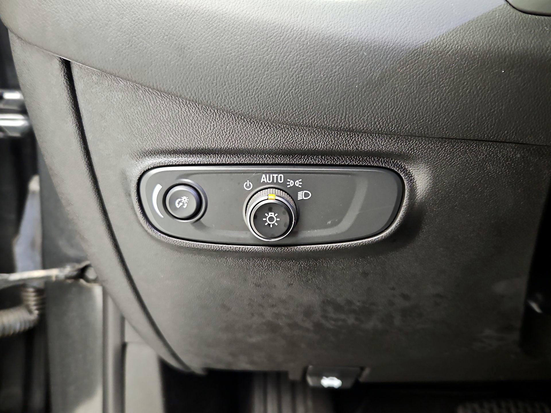 Thumbnail: 2021 Chevrolet Equinox - 13