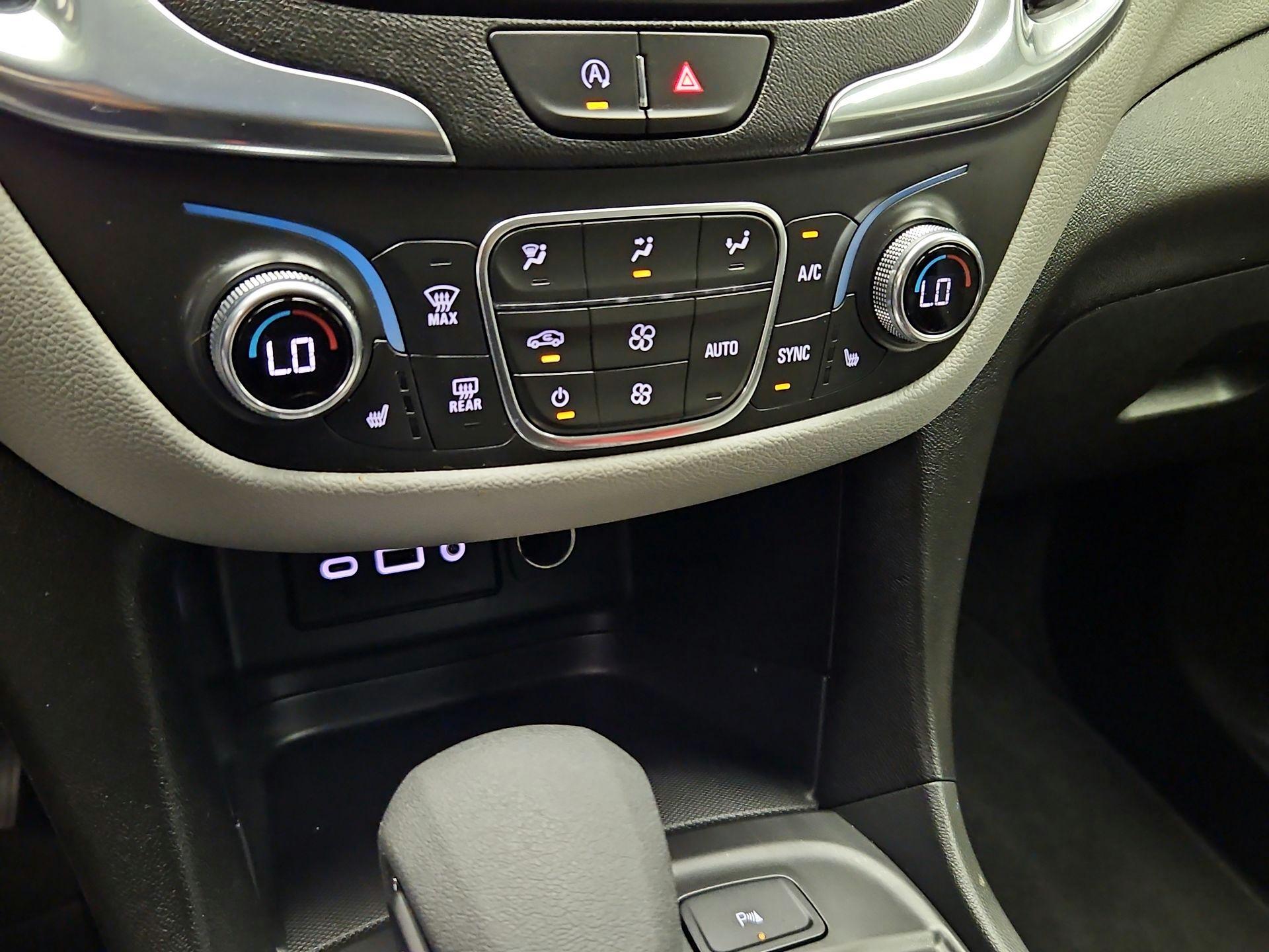 Thumbnail: 2023 Chevrolet Equinox - 16