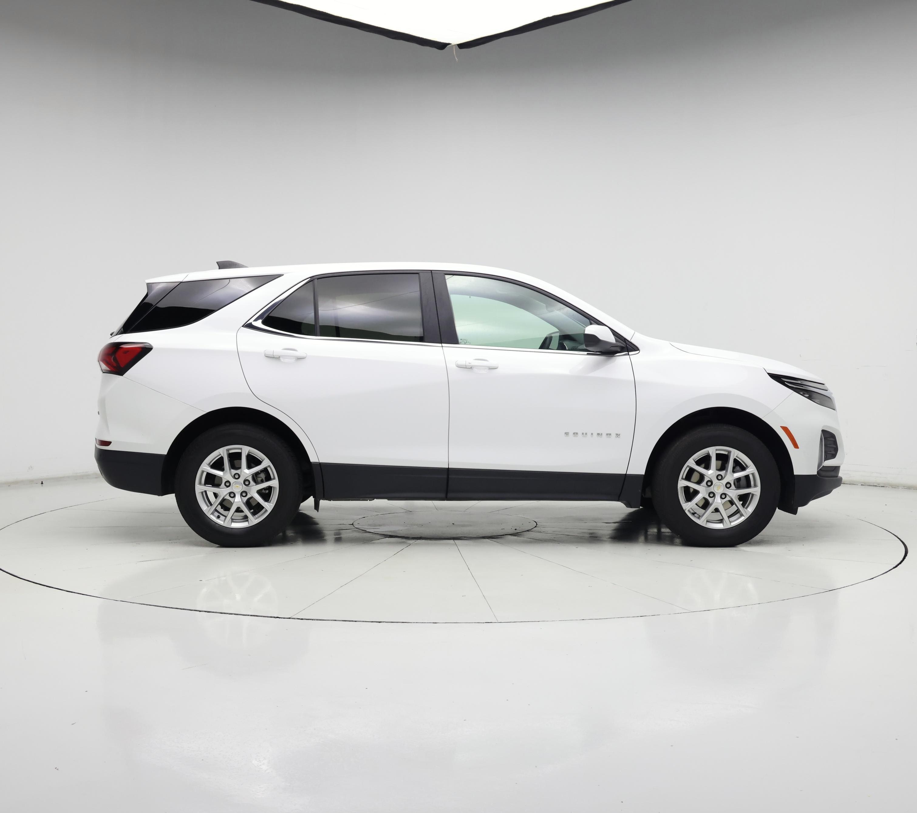 Thumbnail: 2023 Chevrolet Equinox - 7