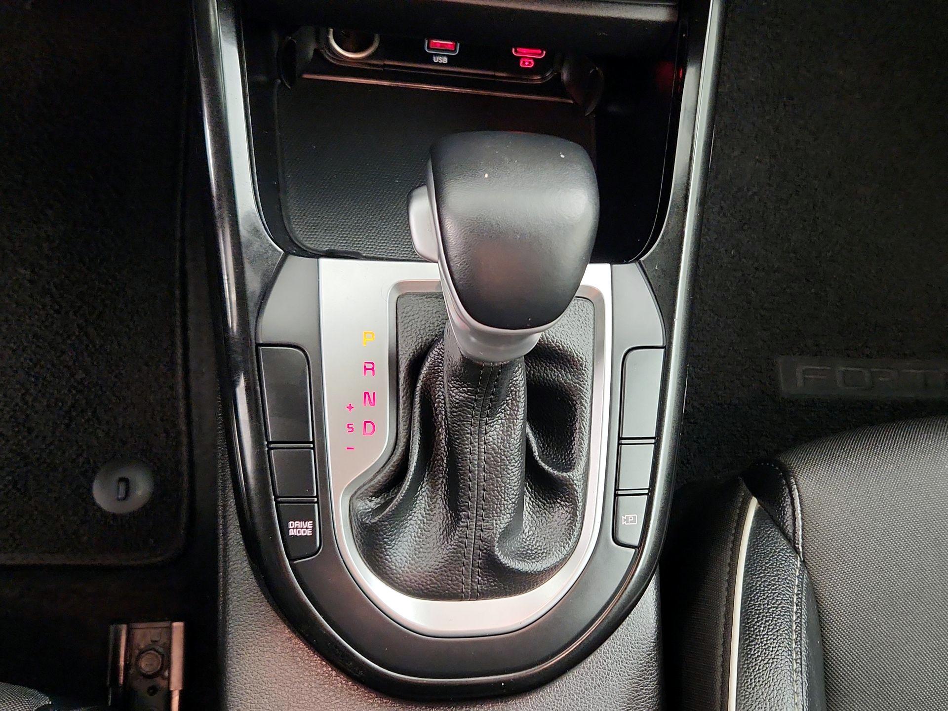 Thumbnail: 2023 Kia Forte - 18