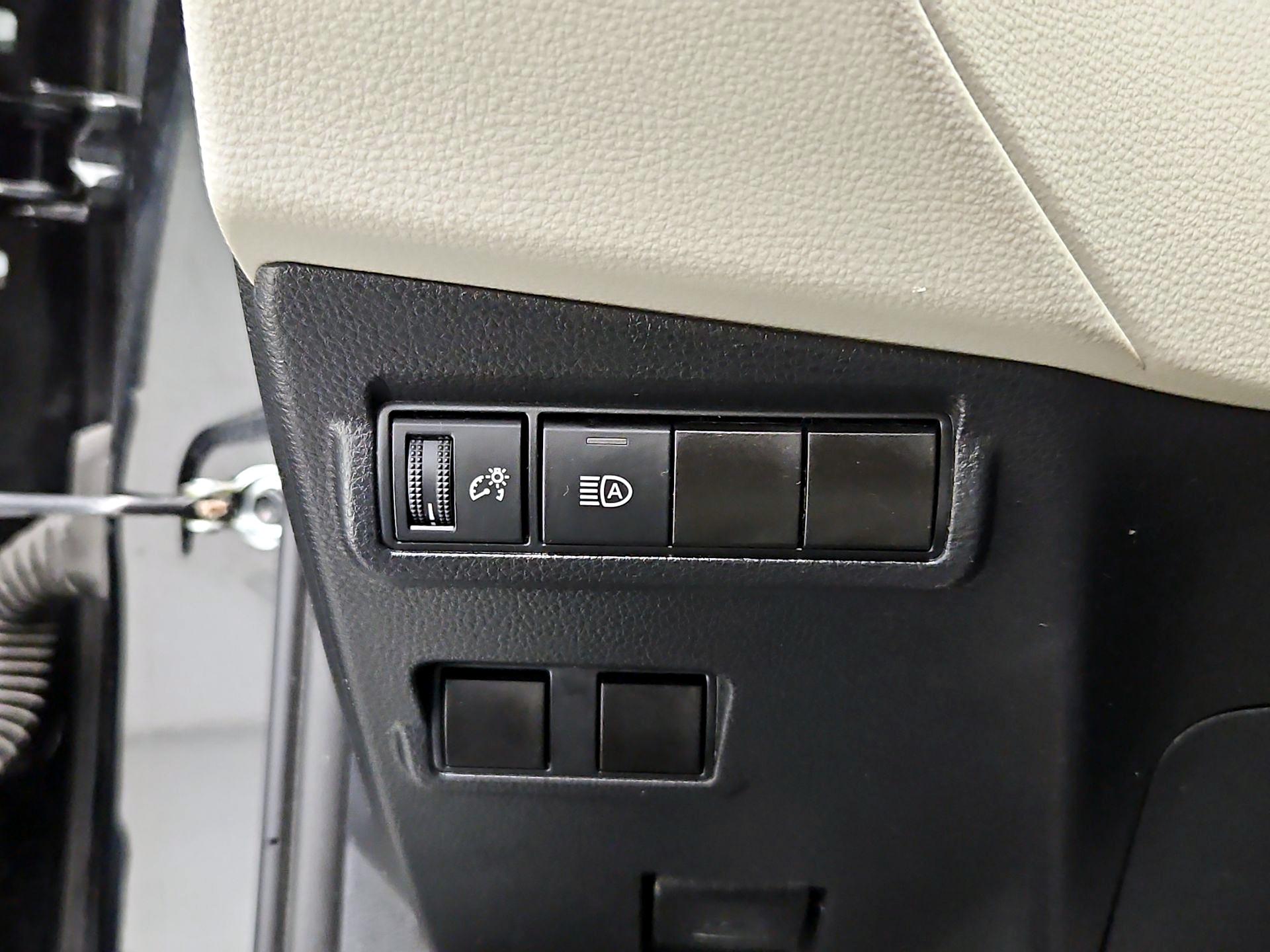 Thumbnail: 2024 Toyota Corolla Cross - 13