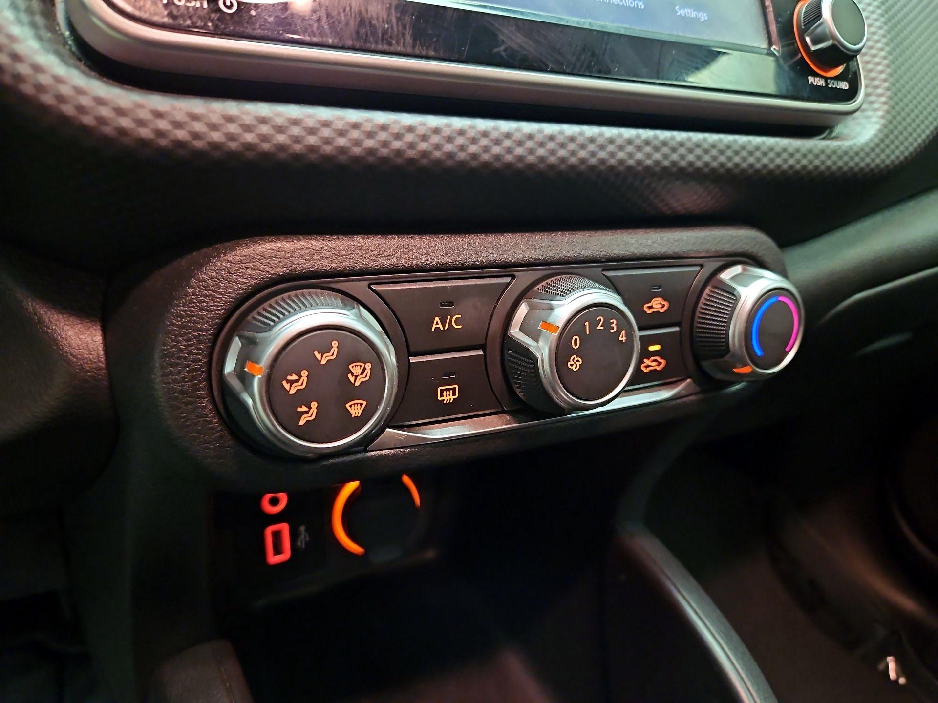 Thumbnail: 2022 Nissan Kicks - 16