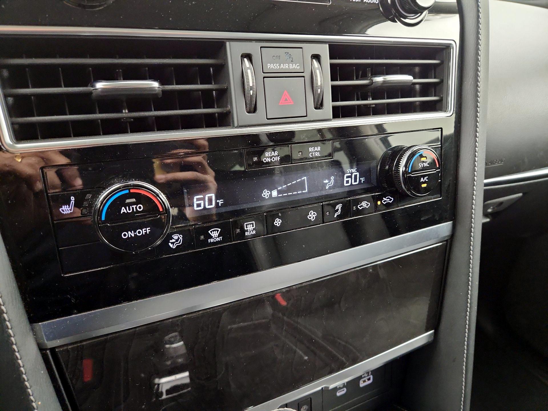 Thumbnail: 2022 INFINITI QX80 - 17