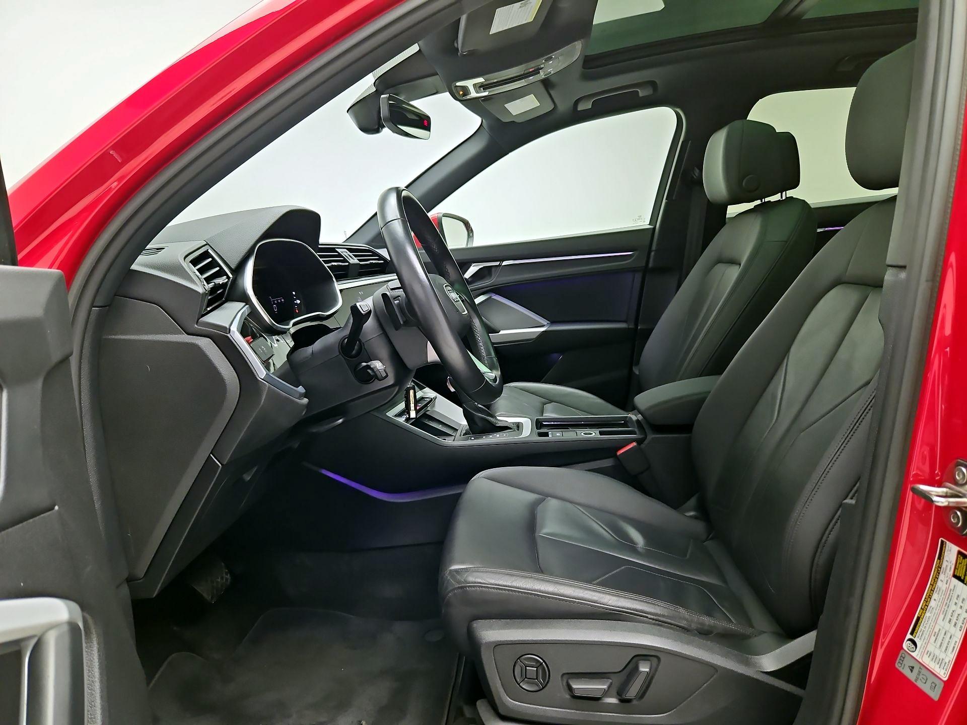 Thumbnail: 2022 Audi Q3 - 11