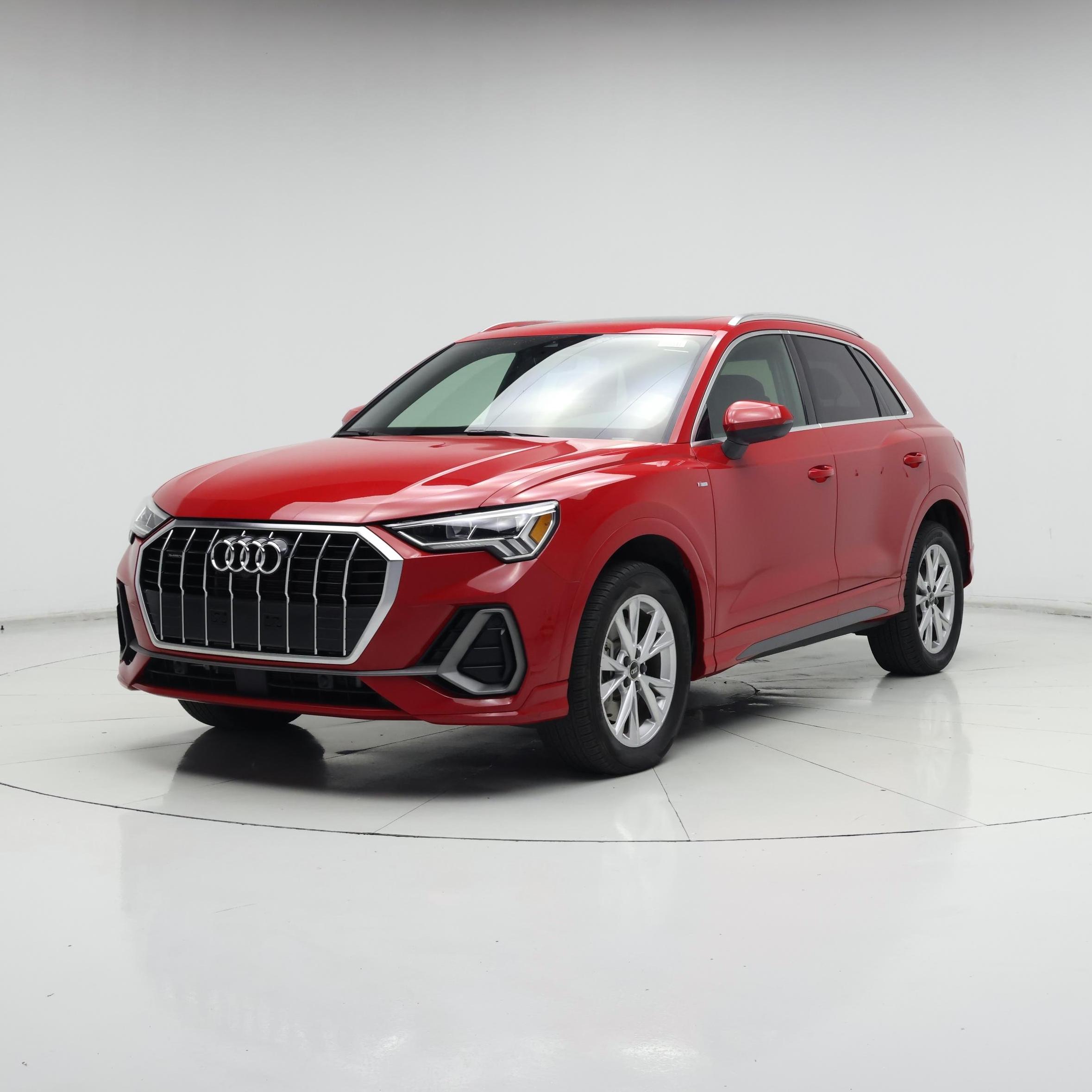 Thumbnail: 2022 Audi Q3 - 4