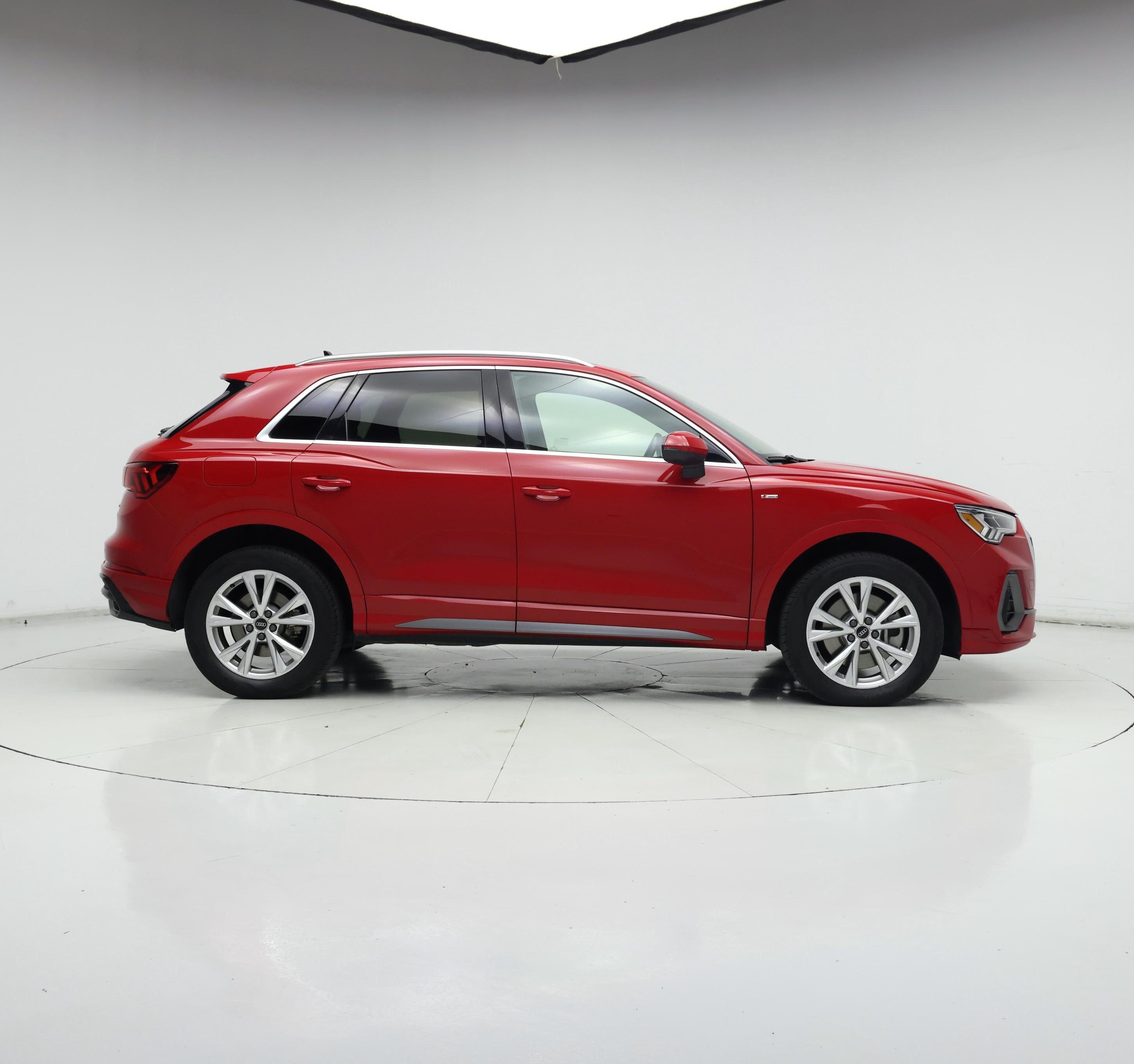 Thumbnail: 2022 Audi Q3 - 7