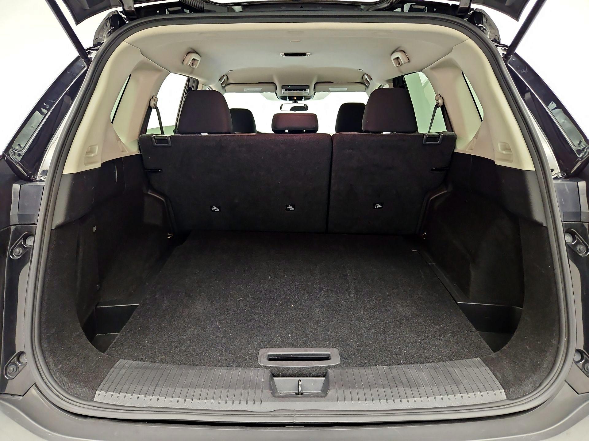 Thumbnail: 2023 Nissan Rogue - 20