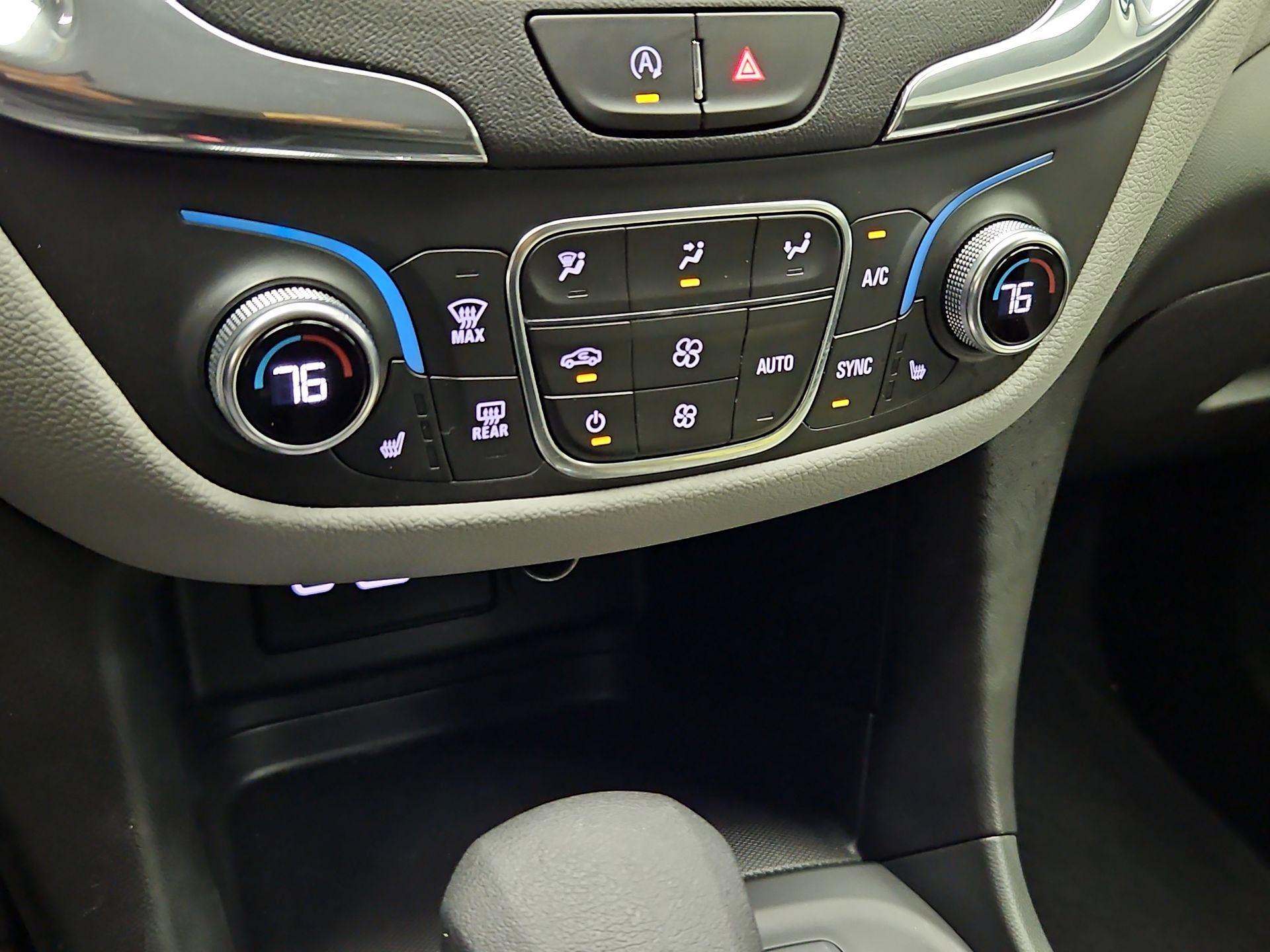 Thumbnail: 2023 Chevrolet Equinox - 16