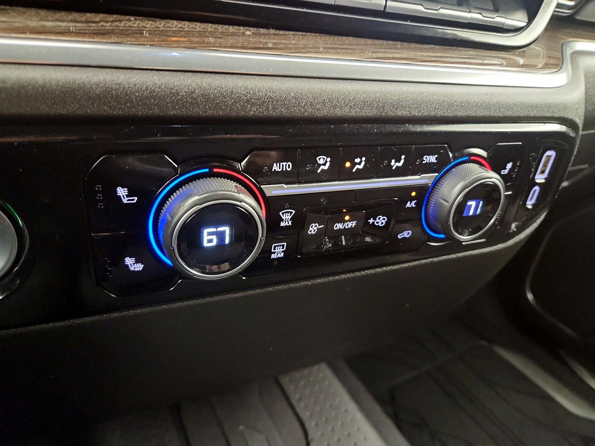 Thumbnail: 2024 Chevrolet Silverado 1500 - 16