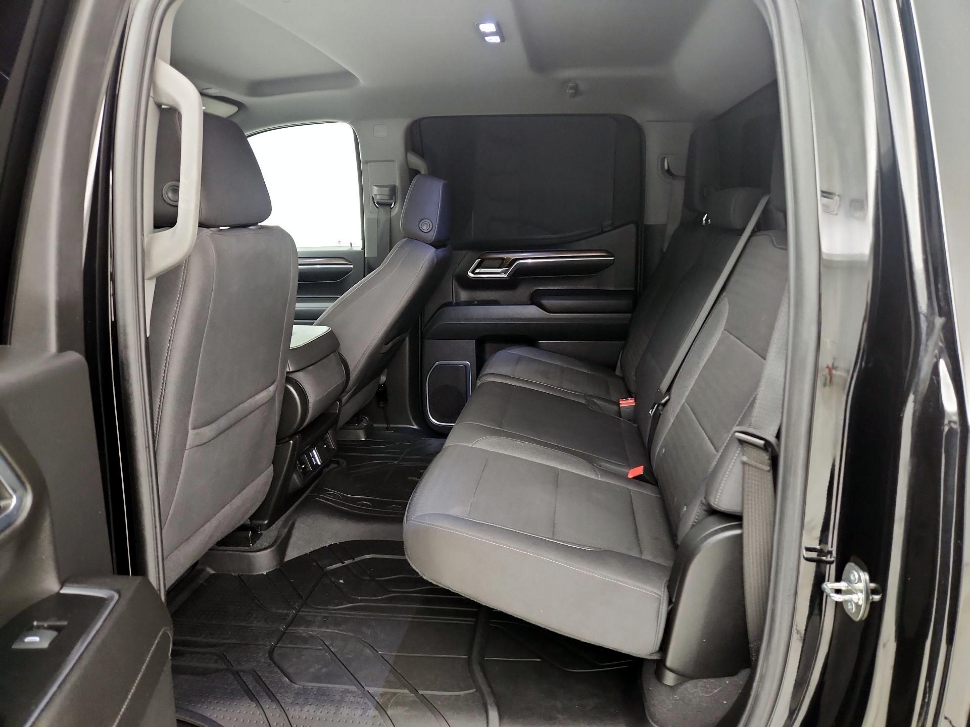 Thumbnail: 2024 Chevrolet Silverado 1500 - 19