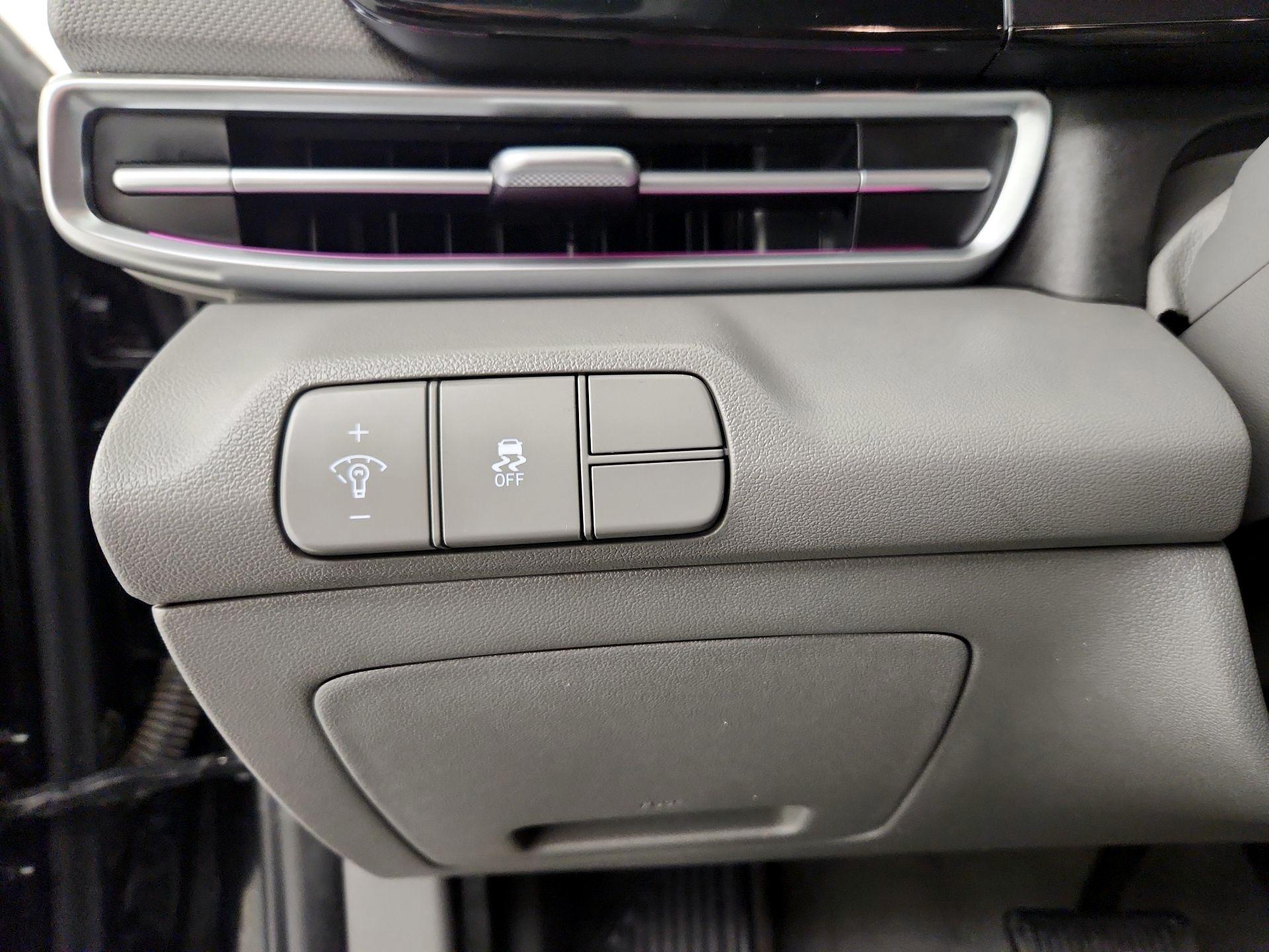 Thumbnail: 2024 Hyundai Elantra - 13