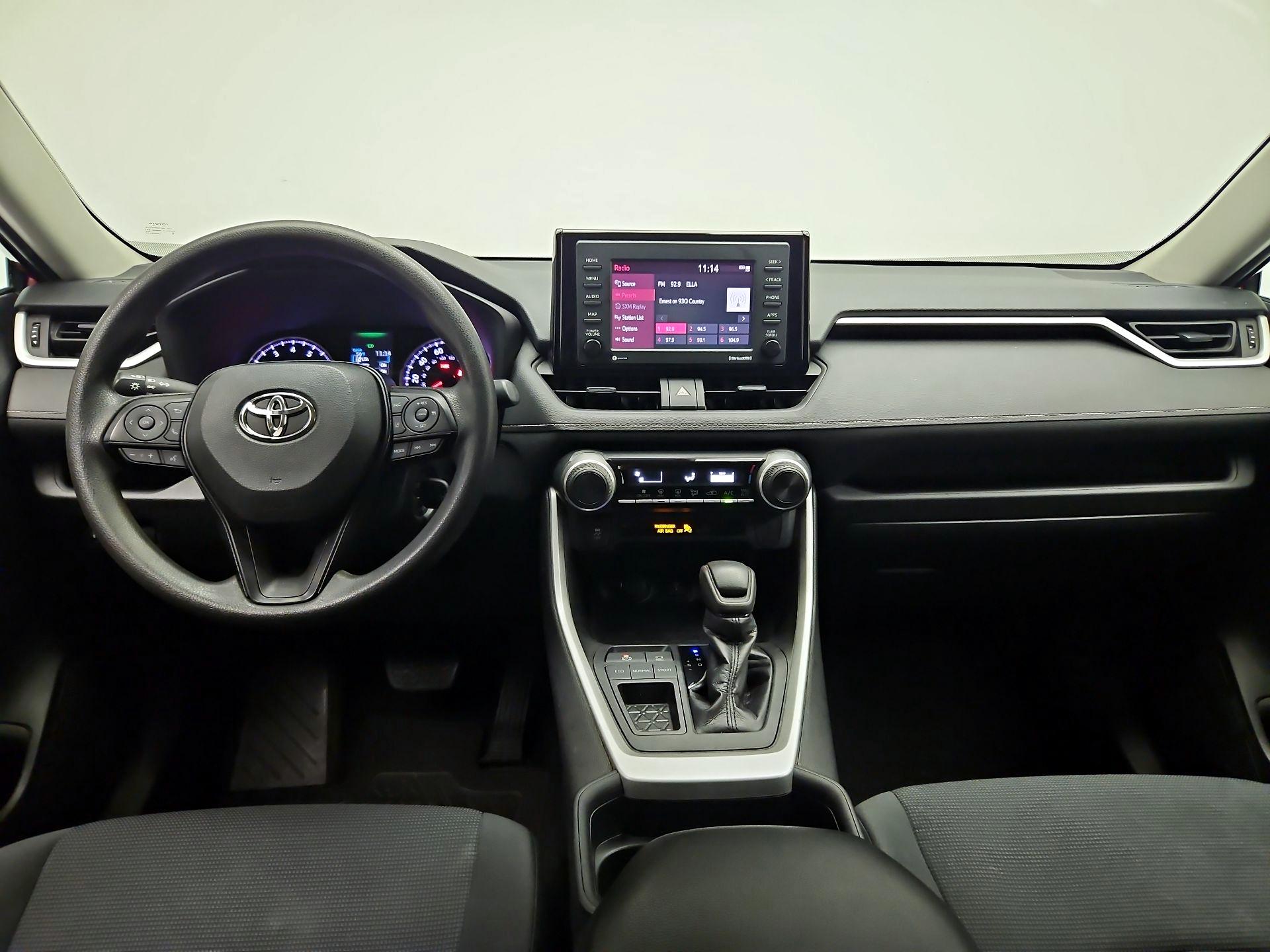 Thumbnail: 2020 Toyota RAV4 - 9