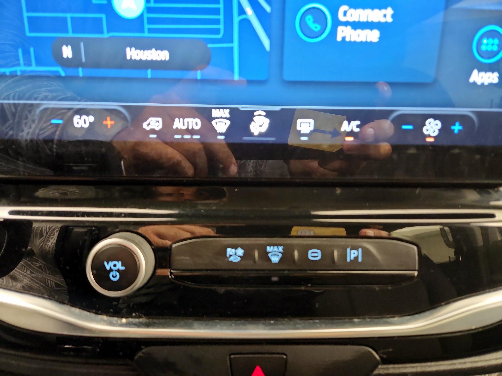 Thumbnail: 2023 Ford Transit Series - 14