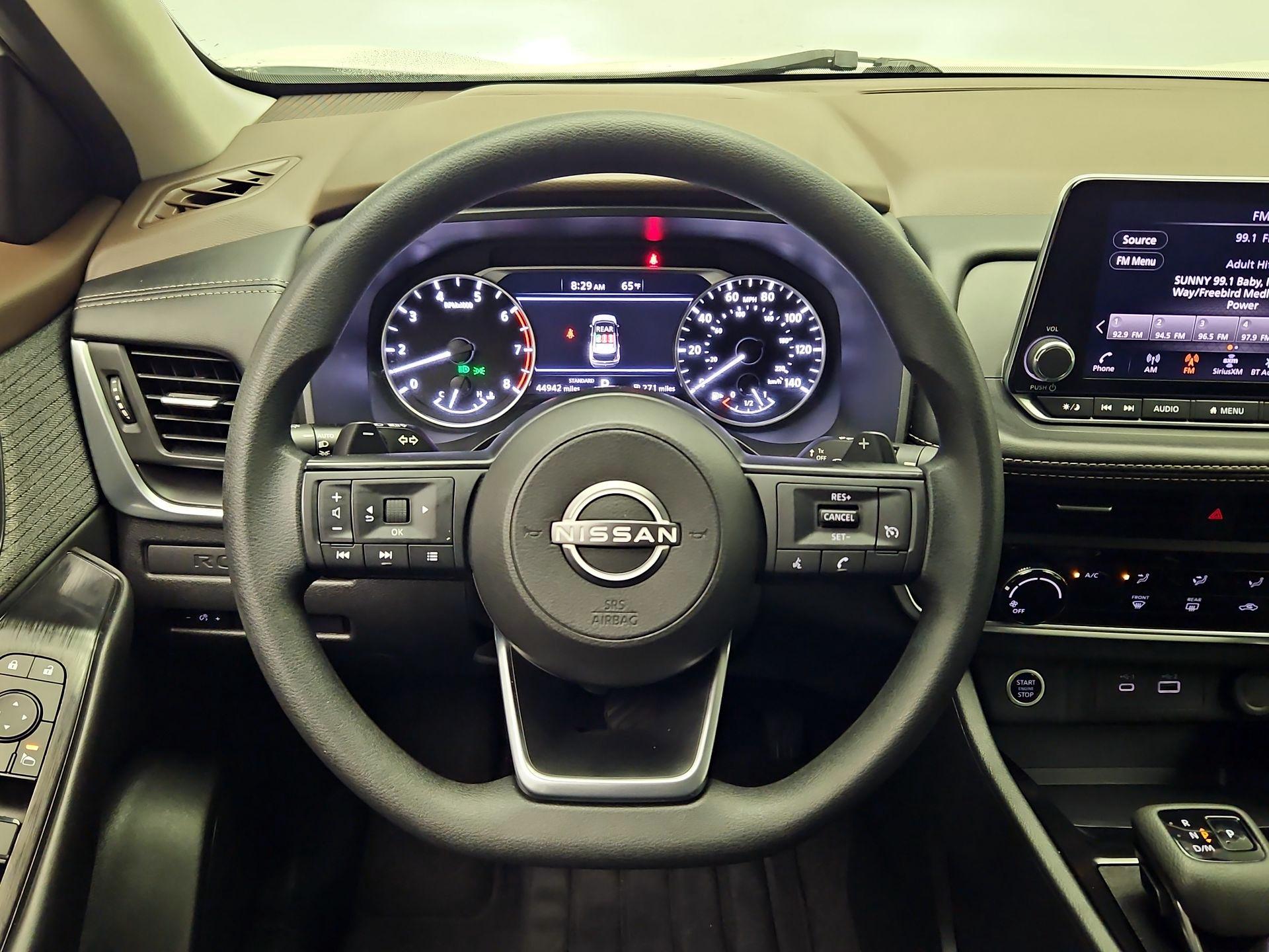 Thumbnail: 2023 Nissan Rogue - 10