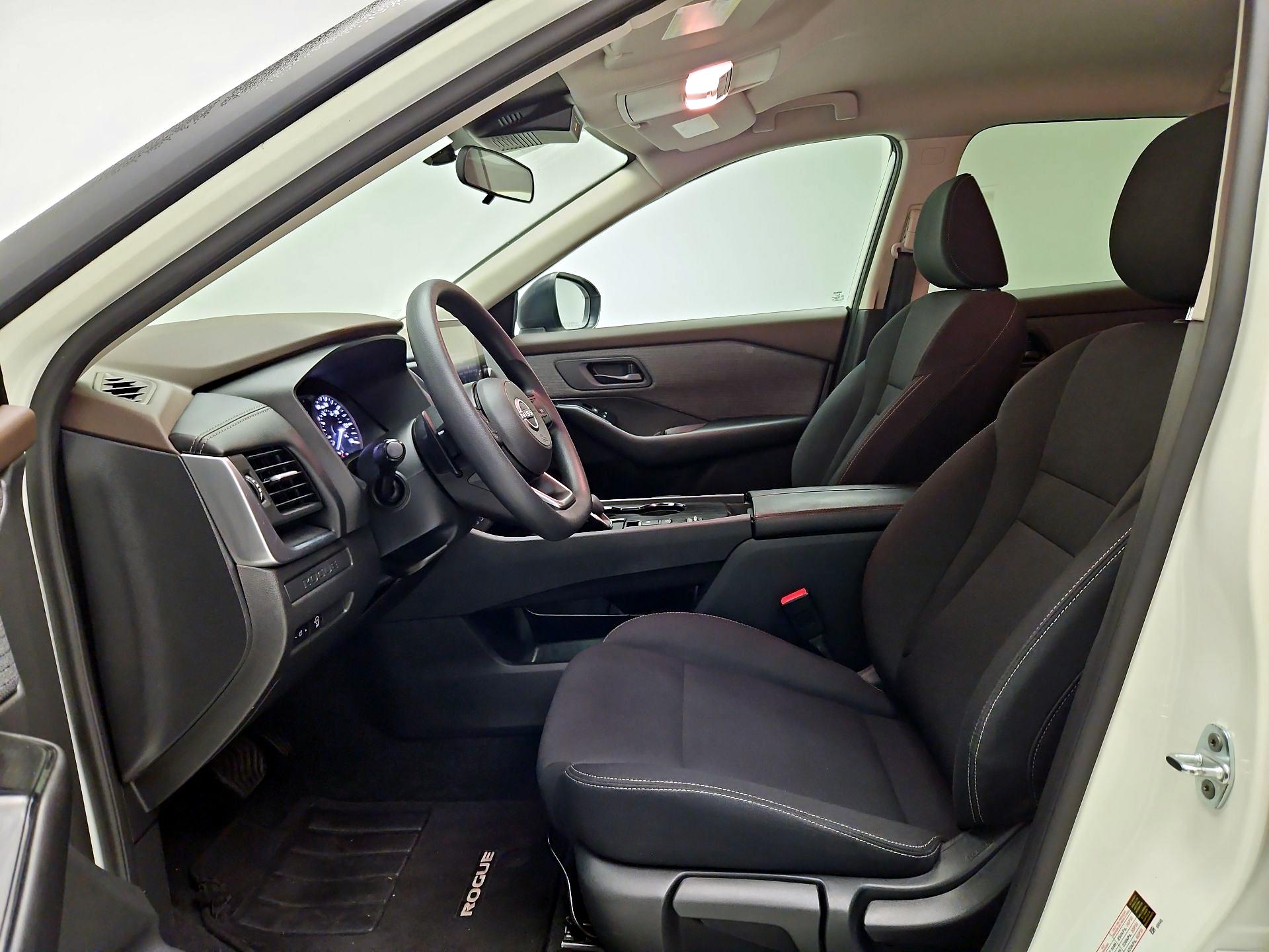 Thumbnail: 2023 Nissan Rogue - 11