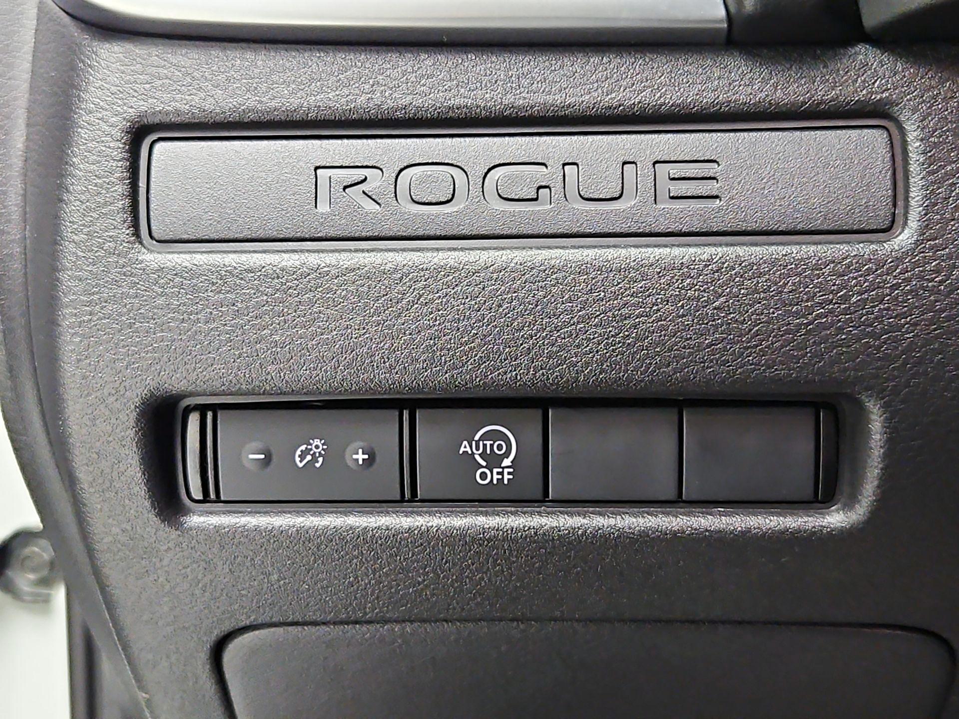 Thumbnail: 2023 Nissan Rogue - 13