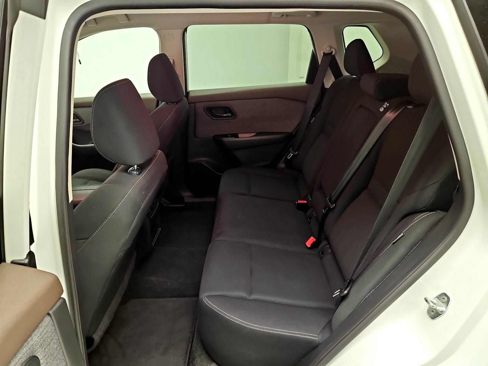 Thumbnail: 2023 Nissan Rogue - 19