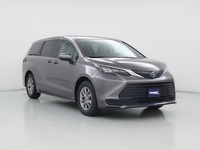 2024 Toyota Sienna Hybrid LE
