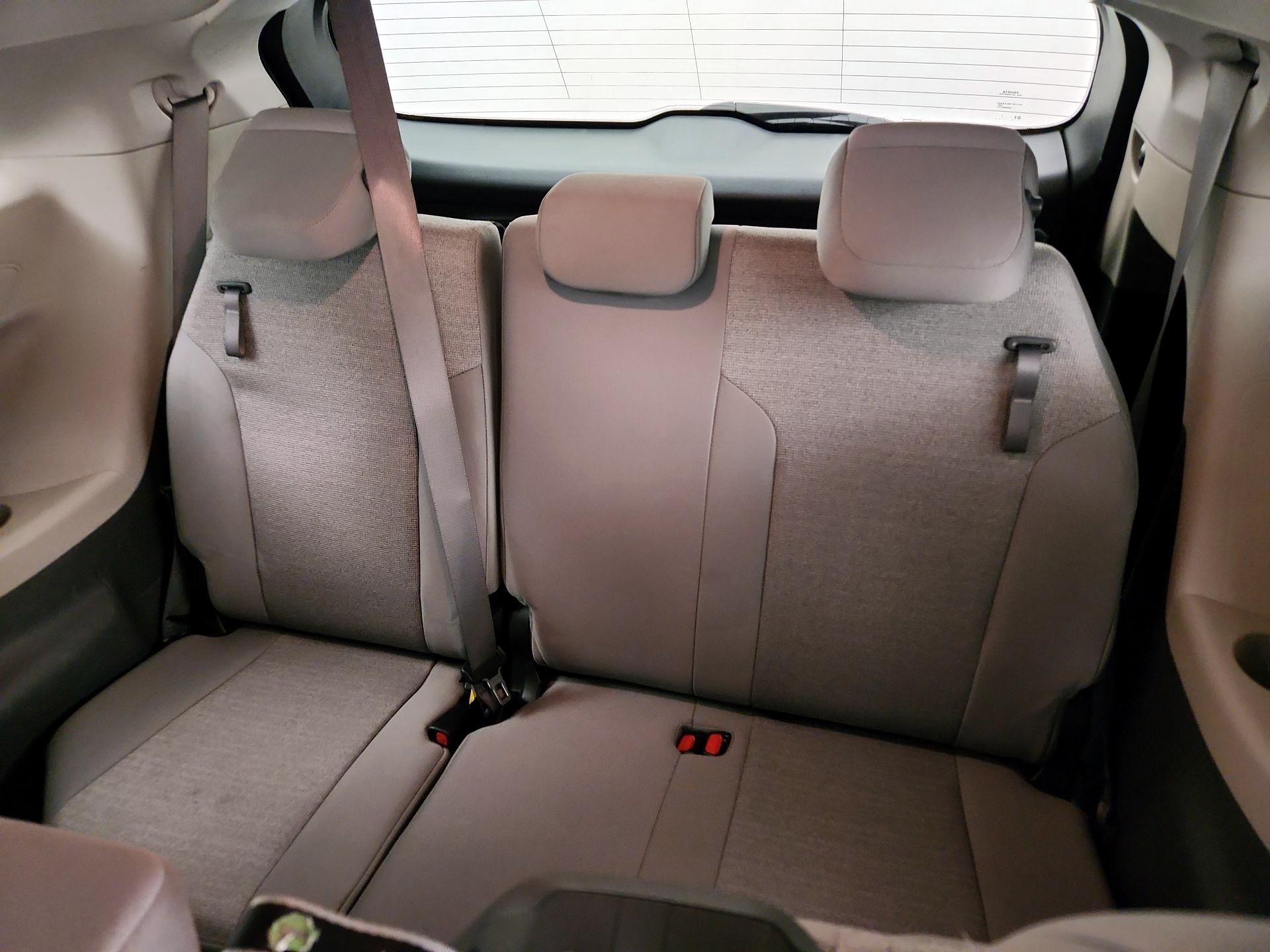 Thumbnail: 2024 Toyota Sienna - 20