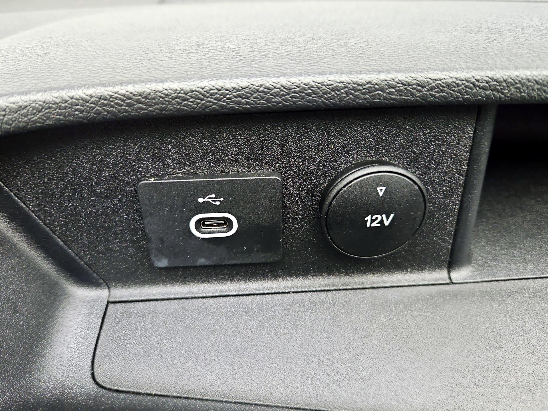 Thumbnail: 2023 Ford Transit Series - 18