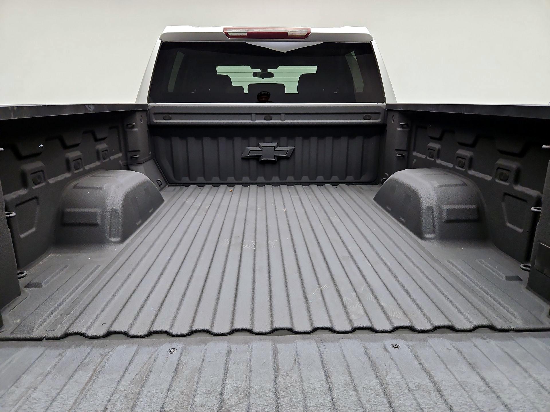 Thumbnail: 2021 Chevrolet Silverado 1500 - 20