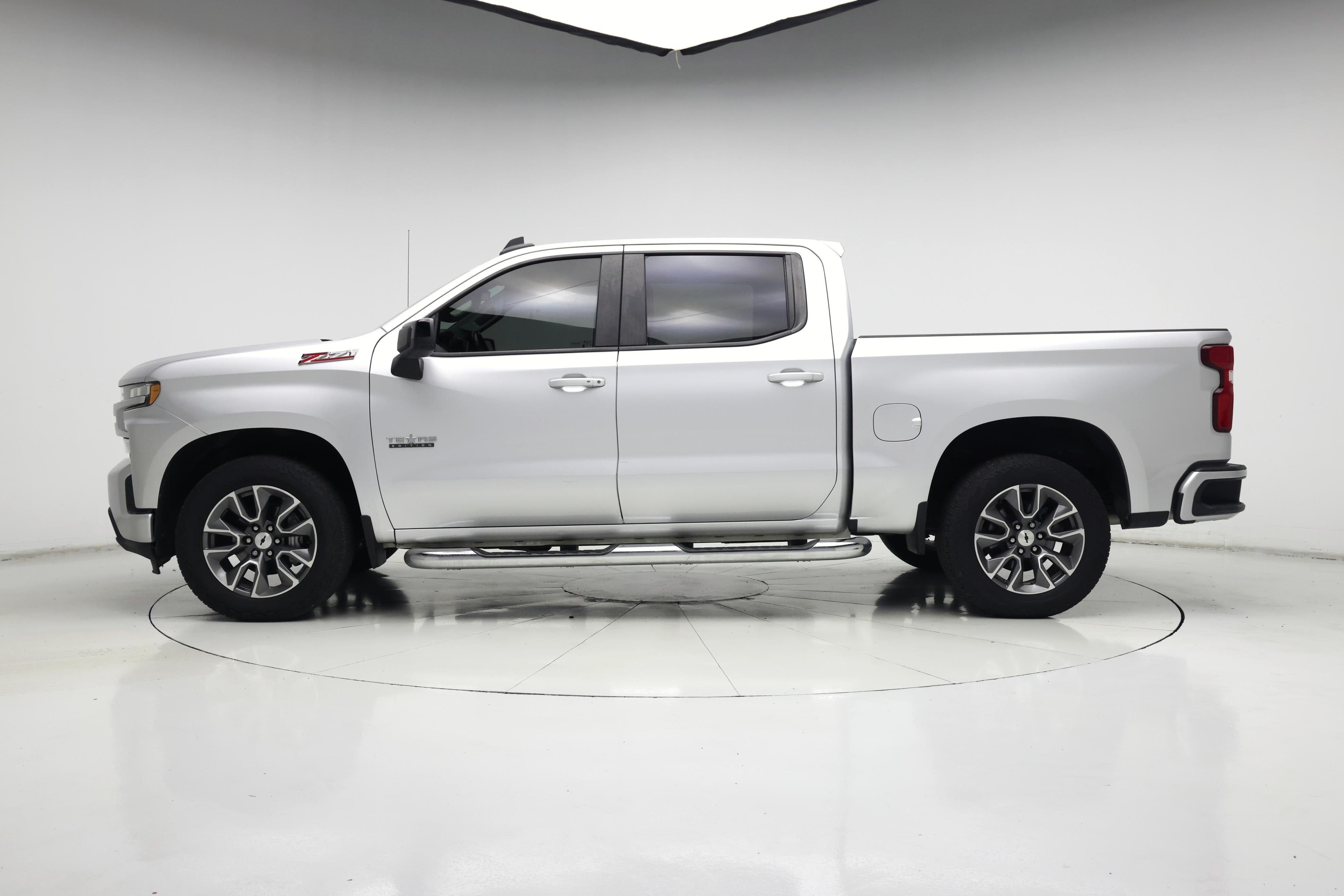 Thumbnail: 2021 Chevrolet Silverado 1500 - 3