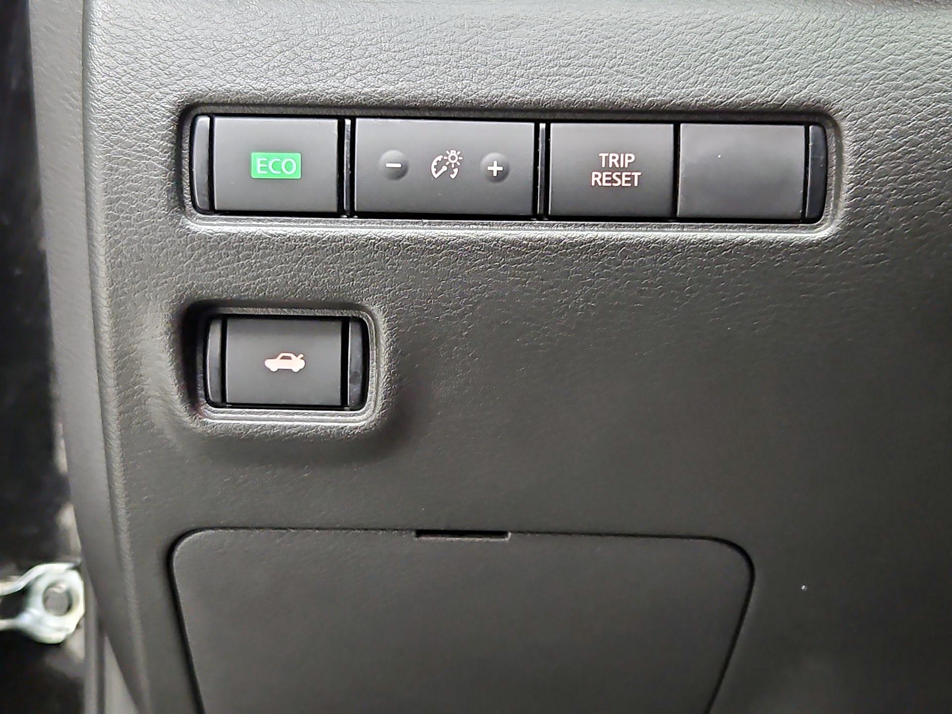 Thumbnail: 2023 Nissan Sentra - 13