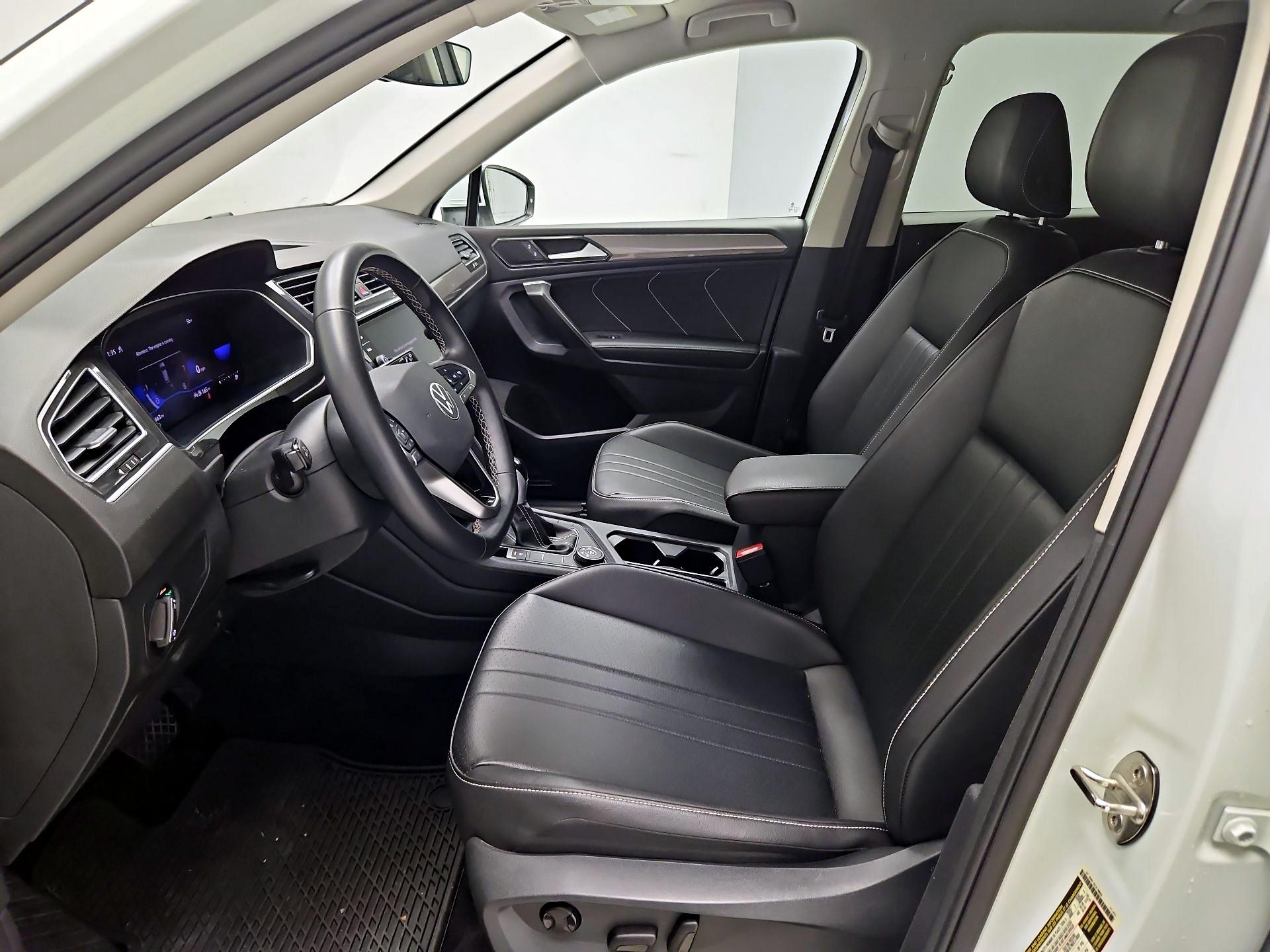 Thumbnail: 2024 Volkswagen Tiguan - 11