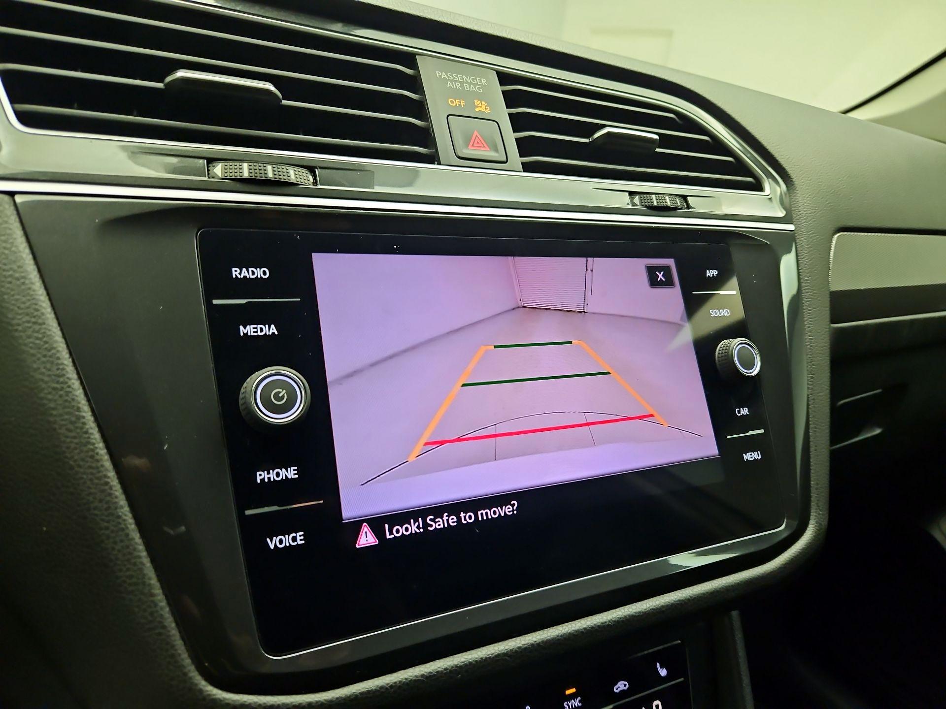 Thumbnail: 2024 Volkswagen Tiguan - 14