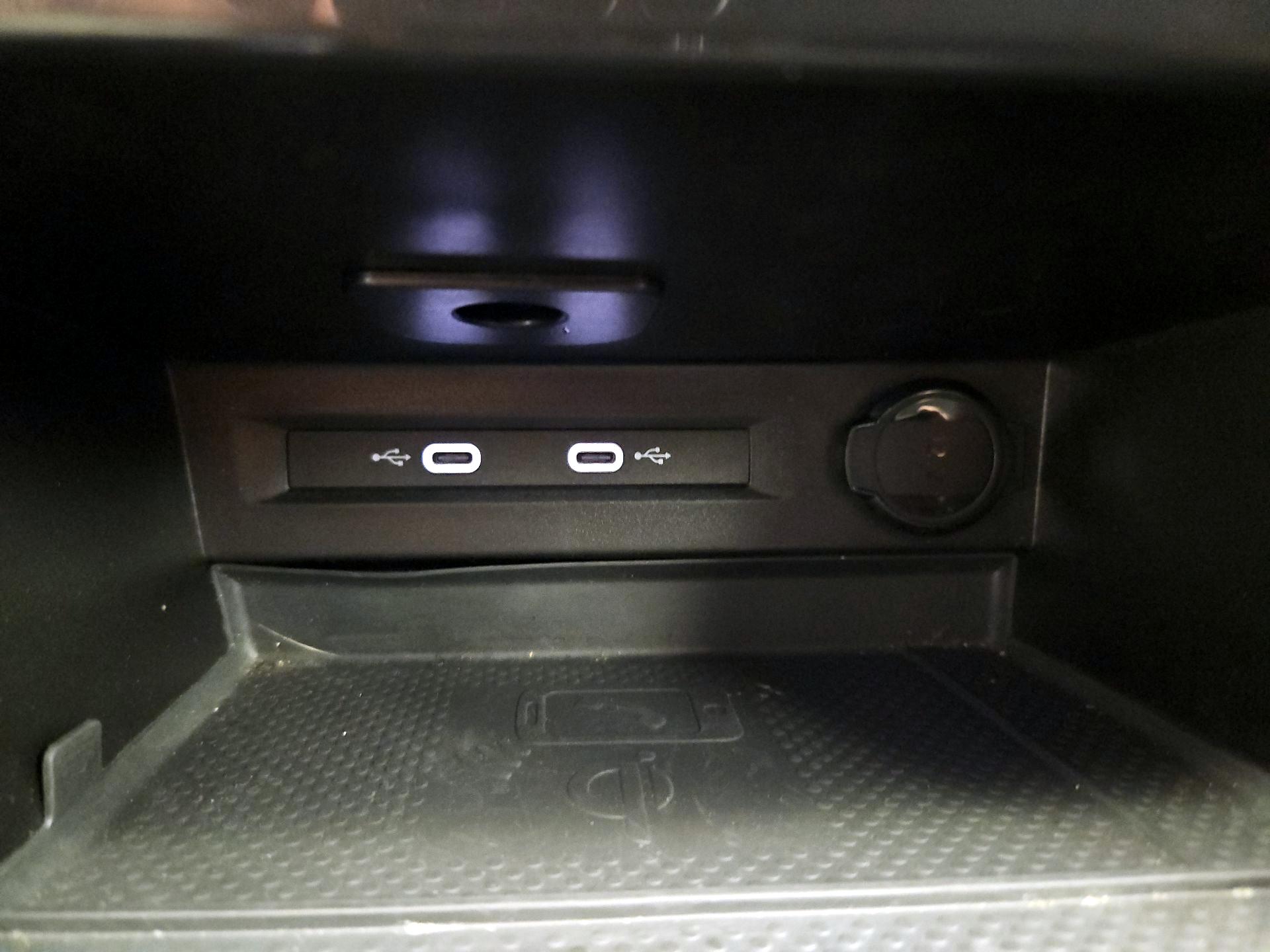 Thumbnail: 2024 Volkswagen Tiguan - 18