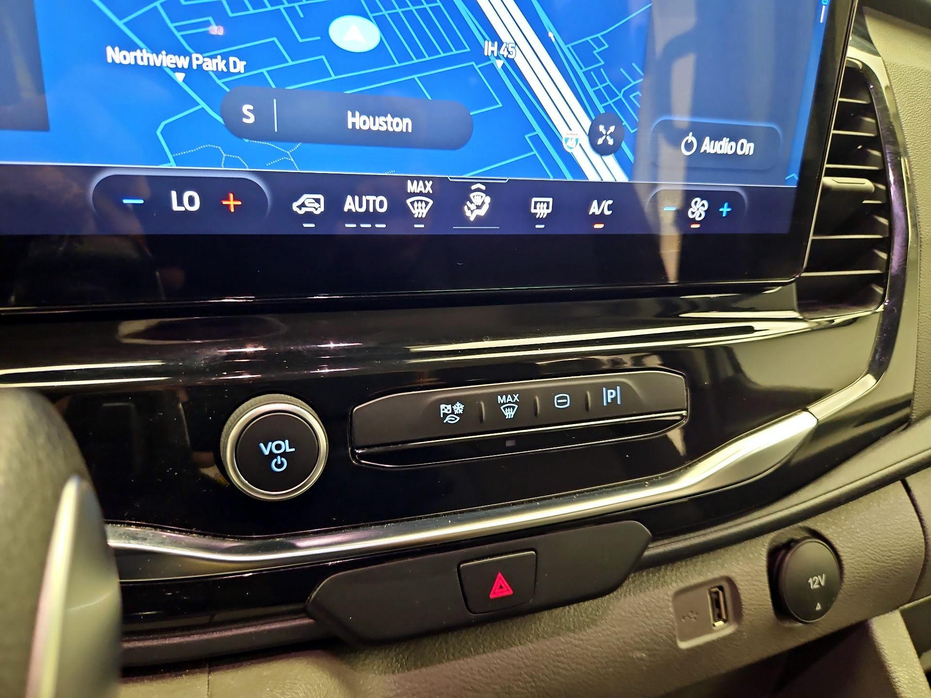 Thumbnail: 2023 Ford Transit Series - 17