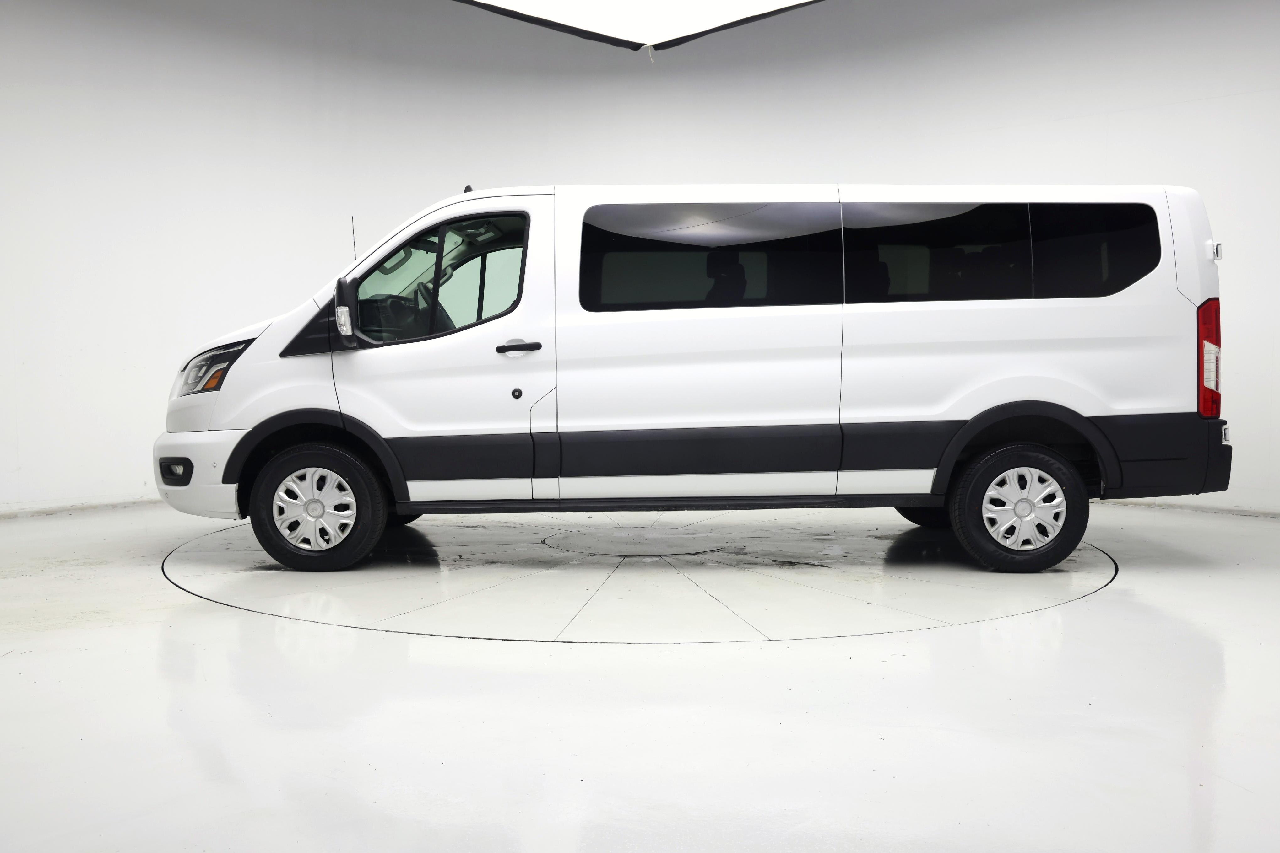 Thumbnail: 2023 Ford Transit Series - 3