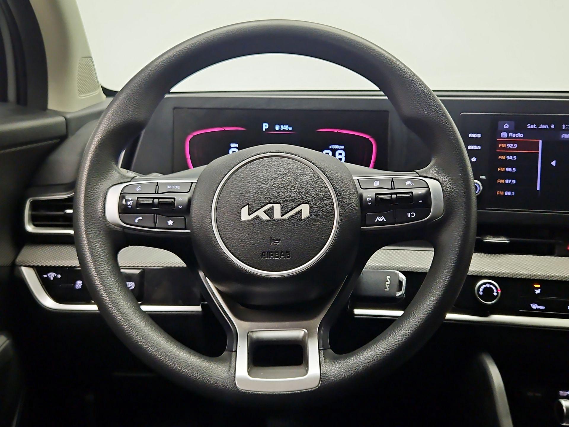 Thumbnail: 2023 Kia Sportage - 10