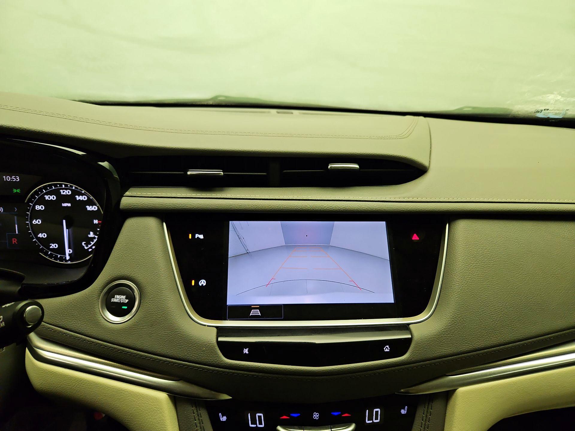 Thumbnail: 2024 Cadillac XT5 - 13