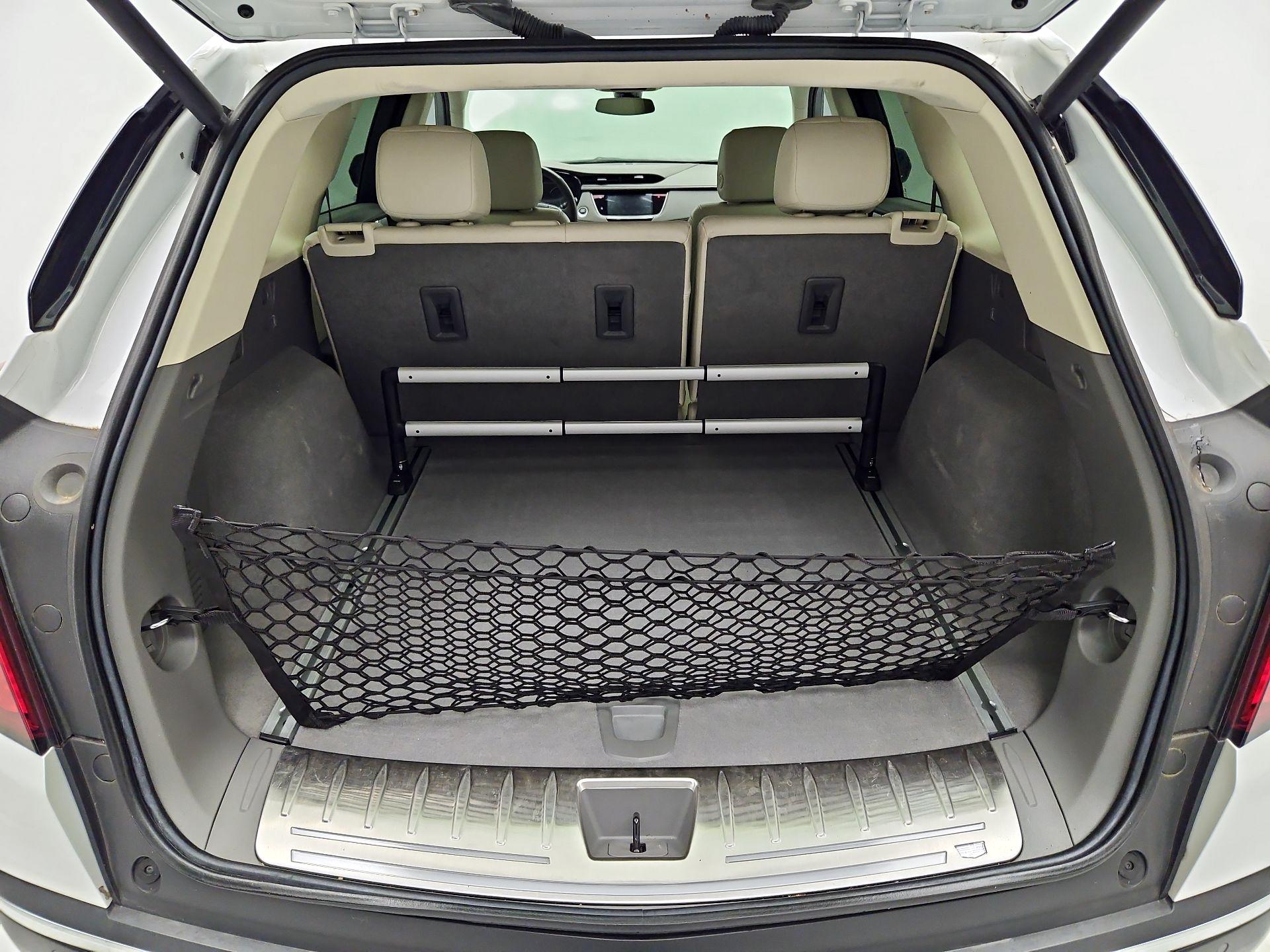 Thumbnail: 2024 Cadillac XT5 - 18