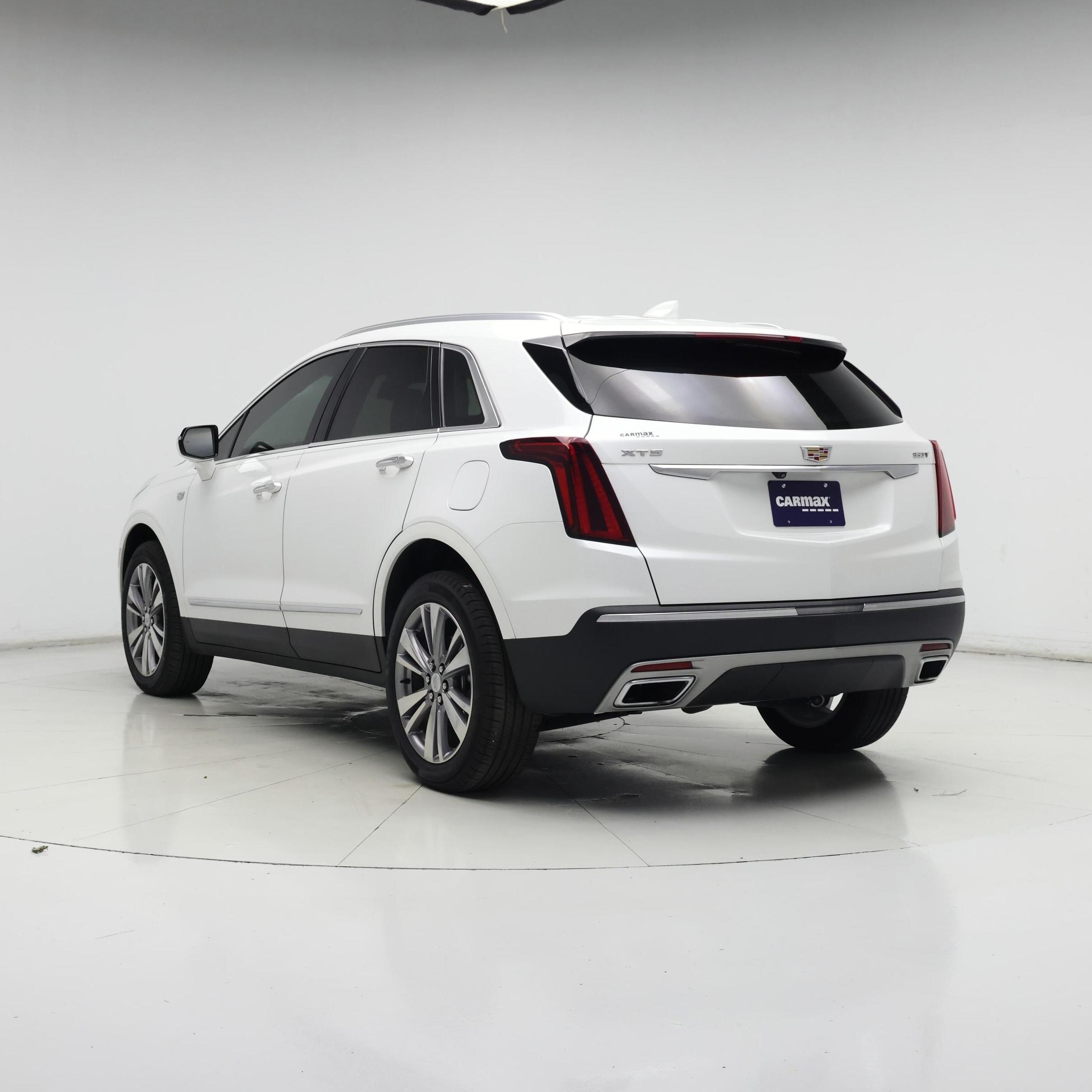 Thumbnail: 2024 Cadillac XT5 - 2