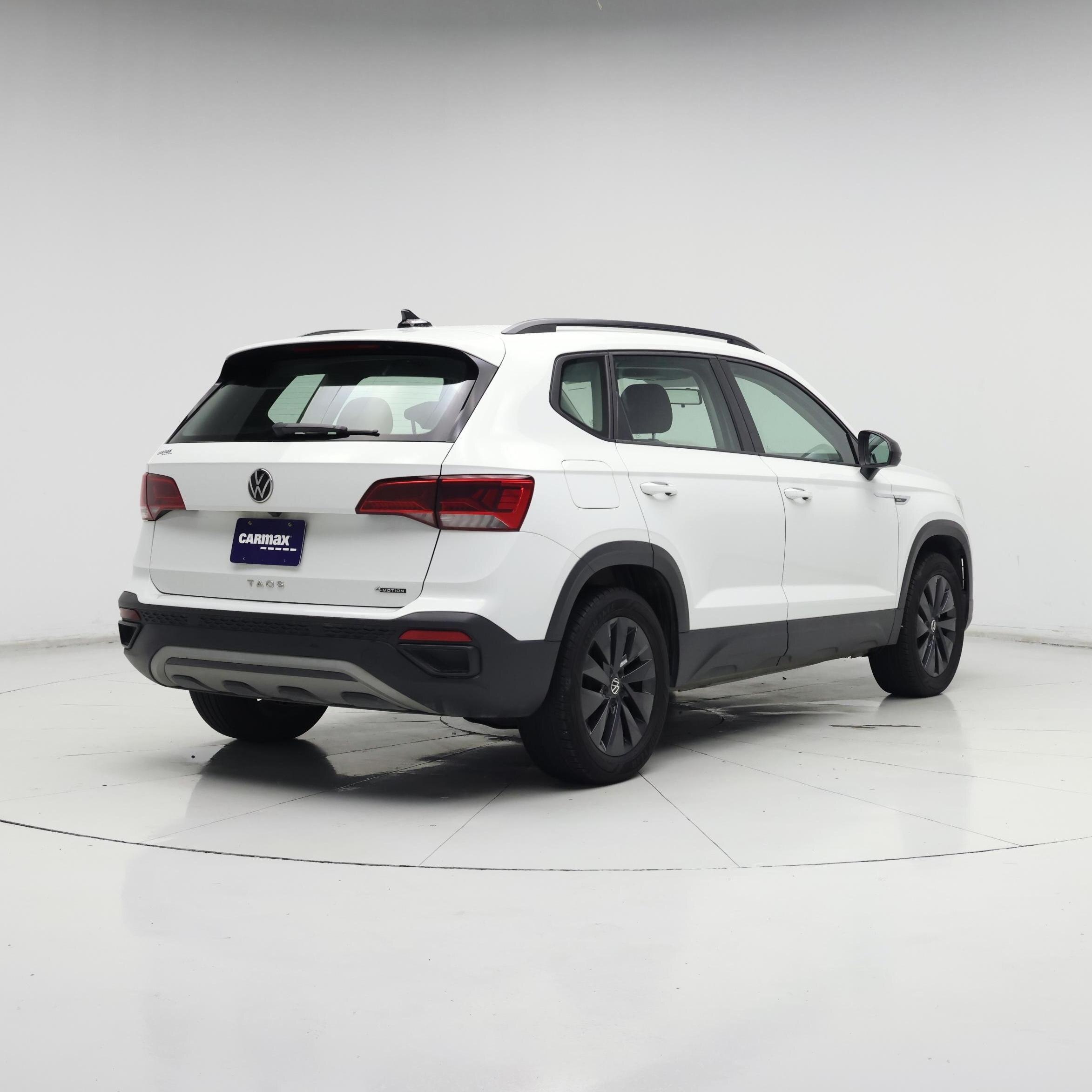 Thumbnail: 2022 Volkswagen Taos - 8