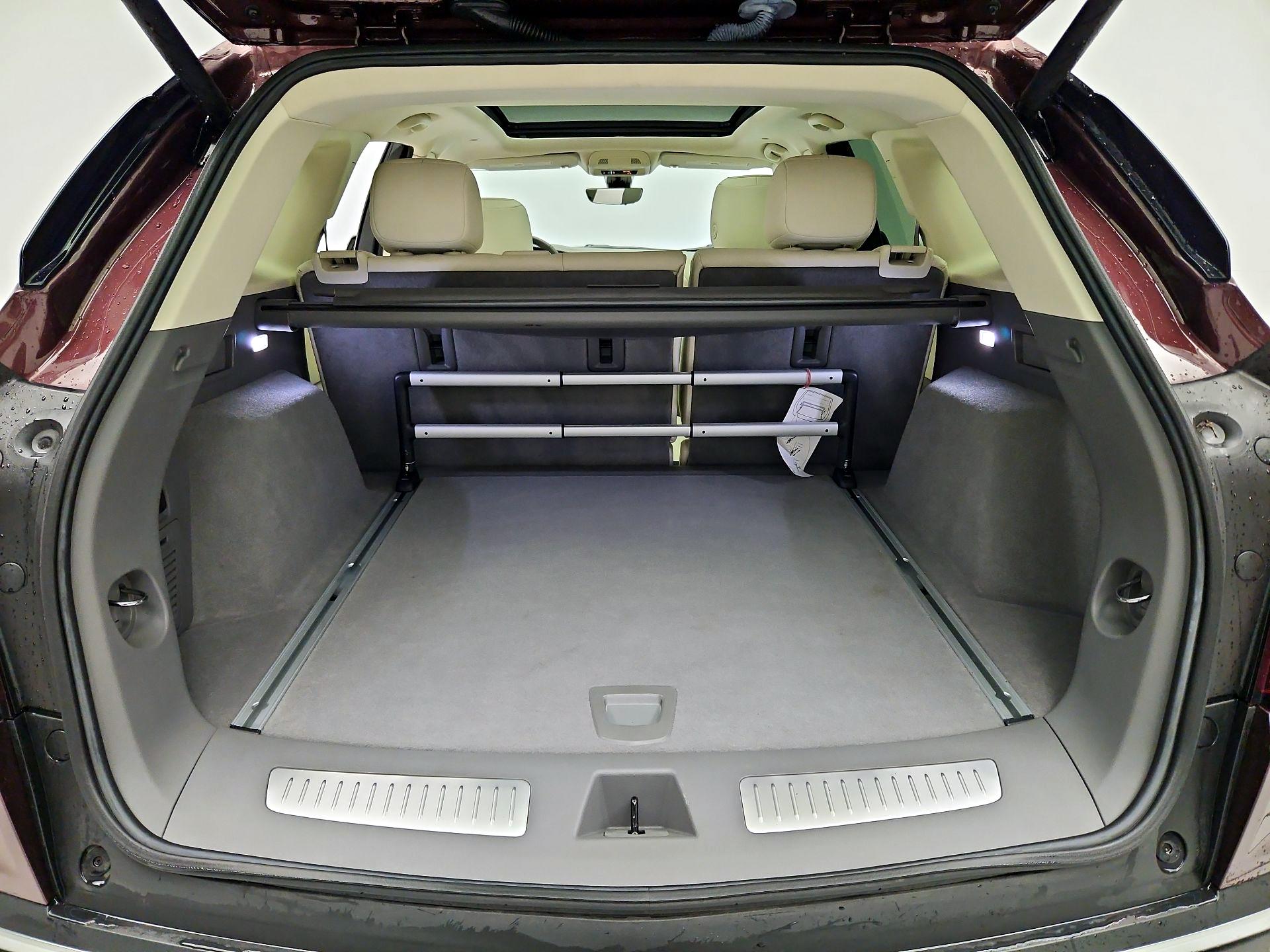 Thumbnail: 2022 Cadillac XT5 - 20