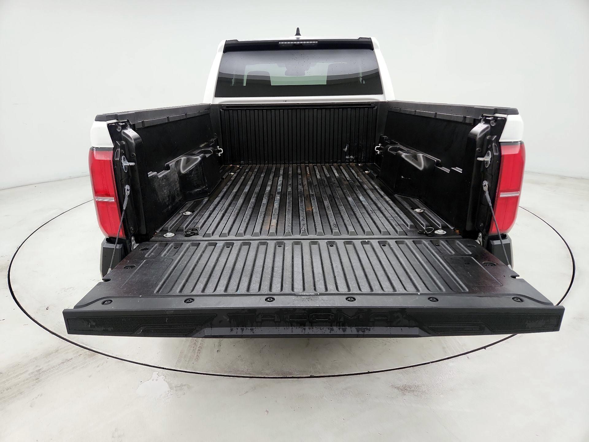 Thumbnail: 2024 Toyota Tacoma - 19