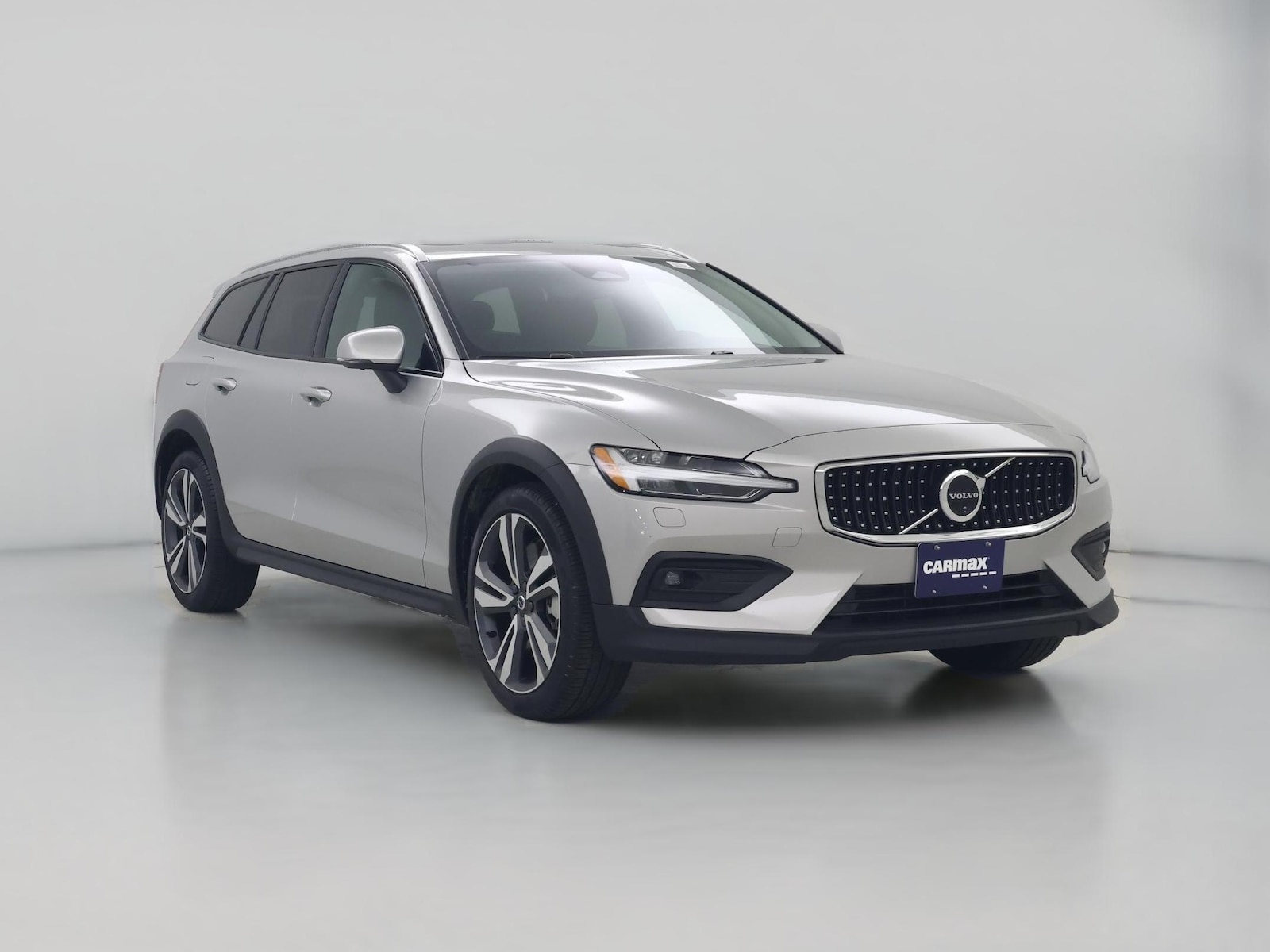 2025 Volvo V60 Cross Country
