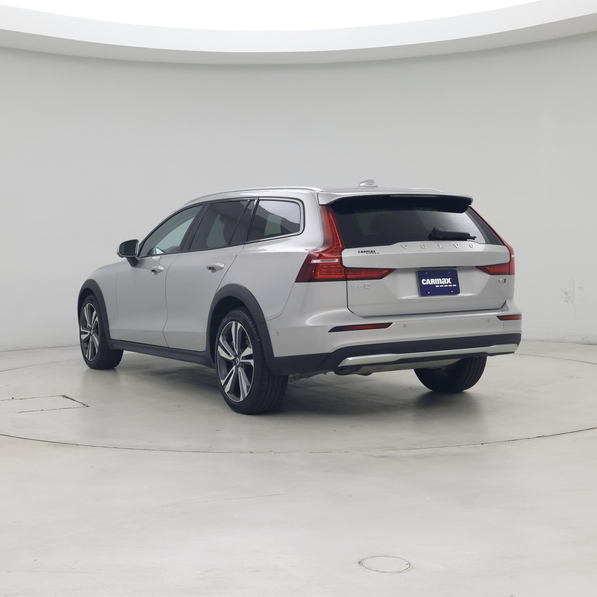 Thumbnail: 2025 Volvo S60 - 2