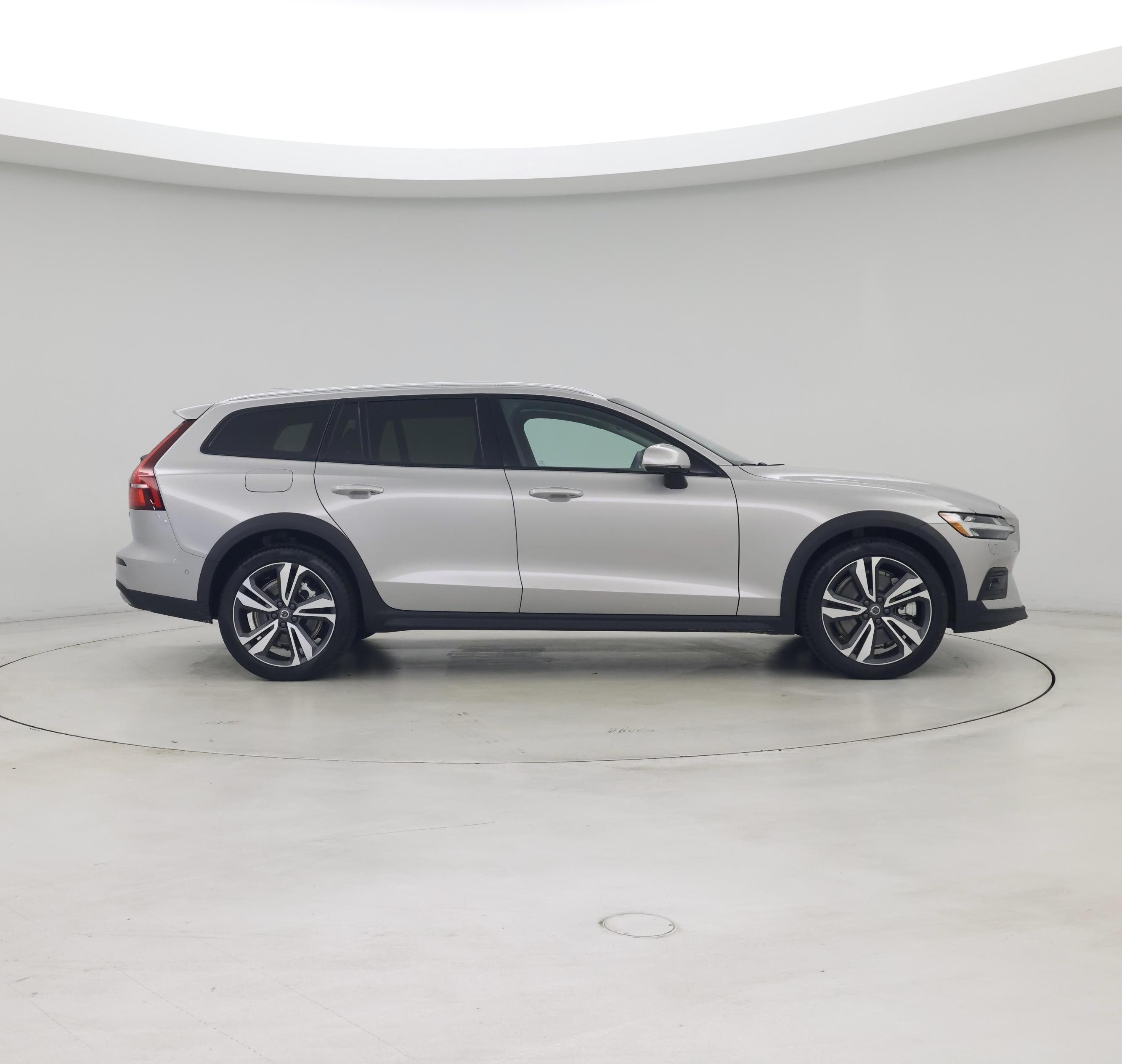 Thumbnail: 2025 Volvo S60 - 7