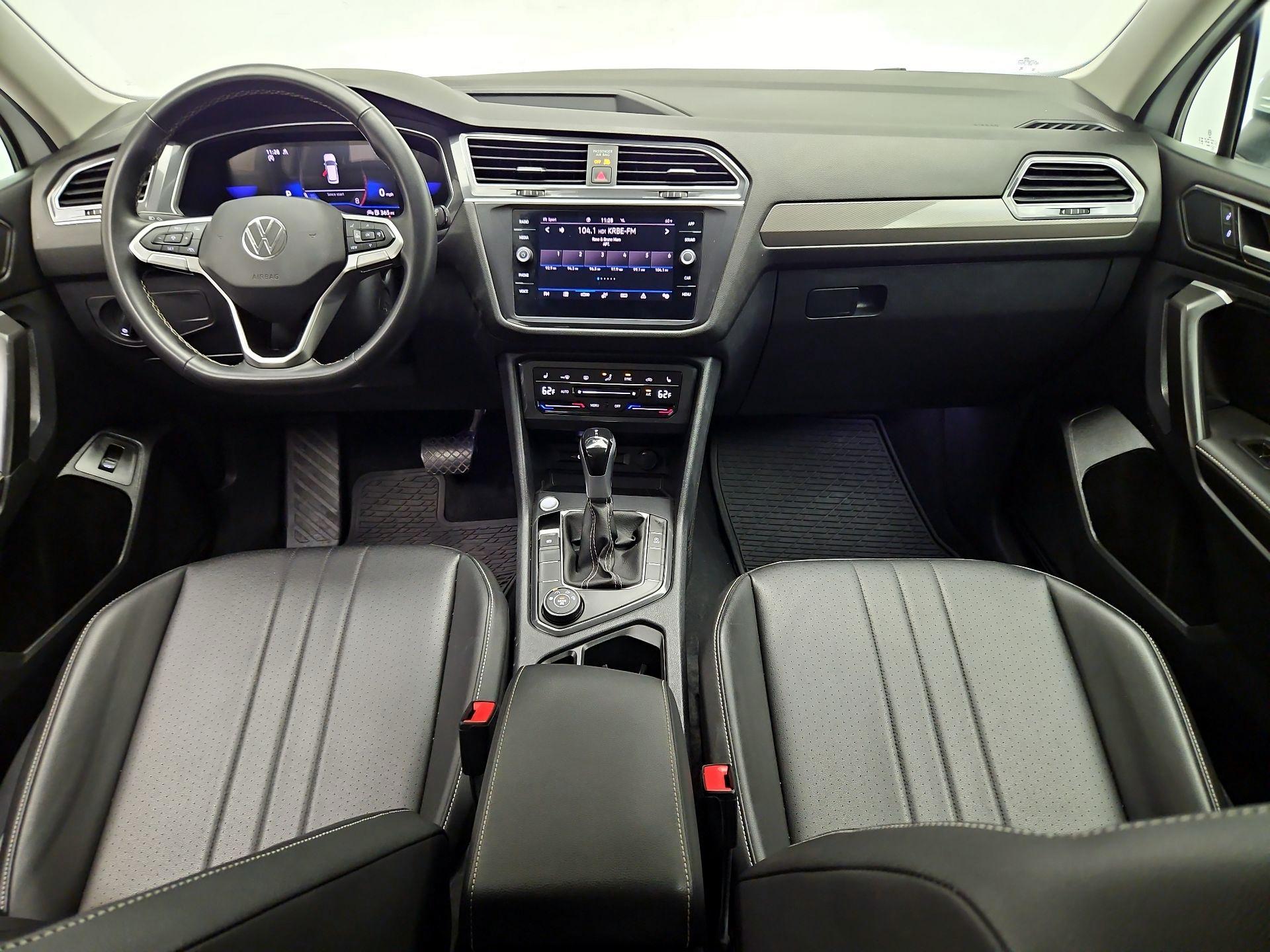 Thumbnail: 2024 Volkswagen Tiguan - 9