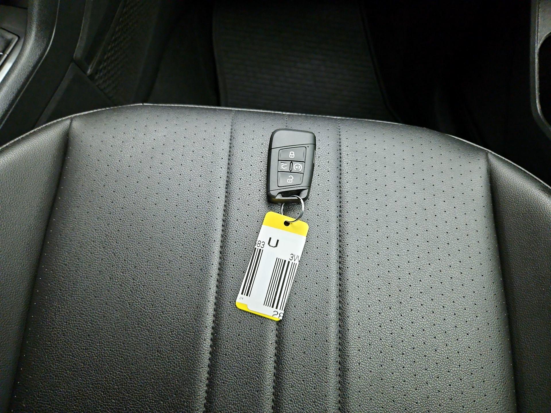 Thumbnail: 2024 Volkswagen Tiguan - 20