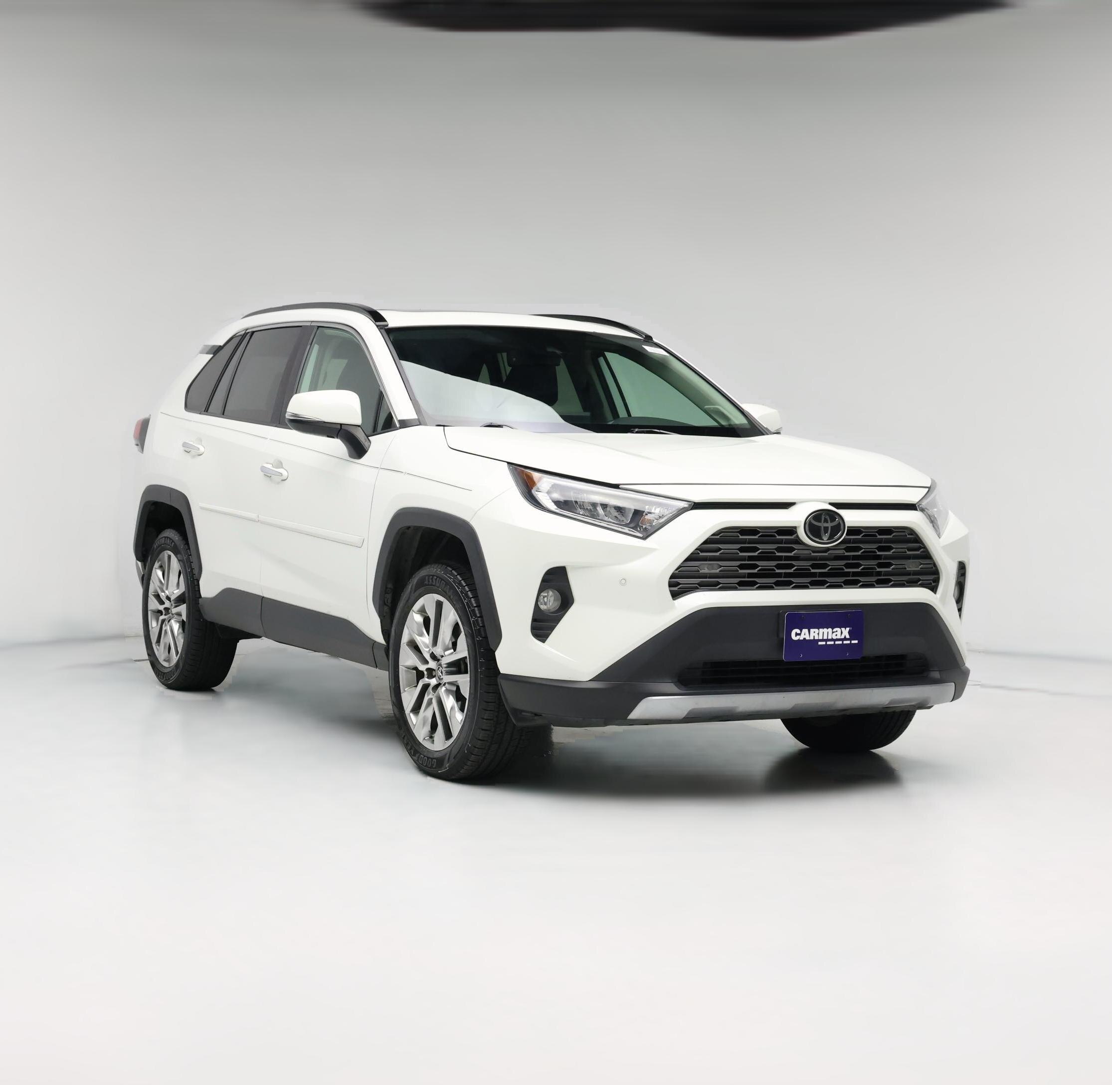 Thumbnail: 2019 Toyota RAV4 - 1
