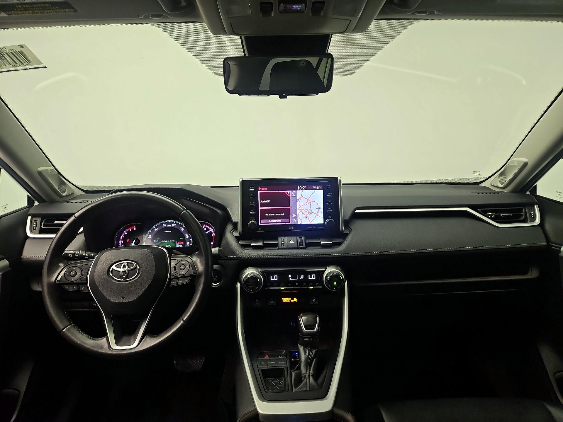 Thumbnail: 2019 Toyota RAV4 - 9