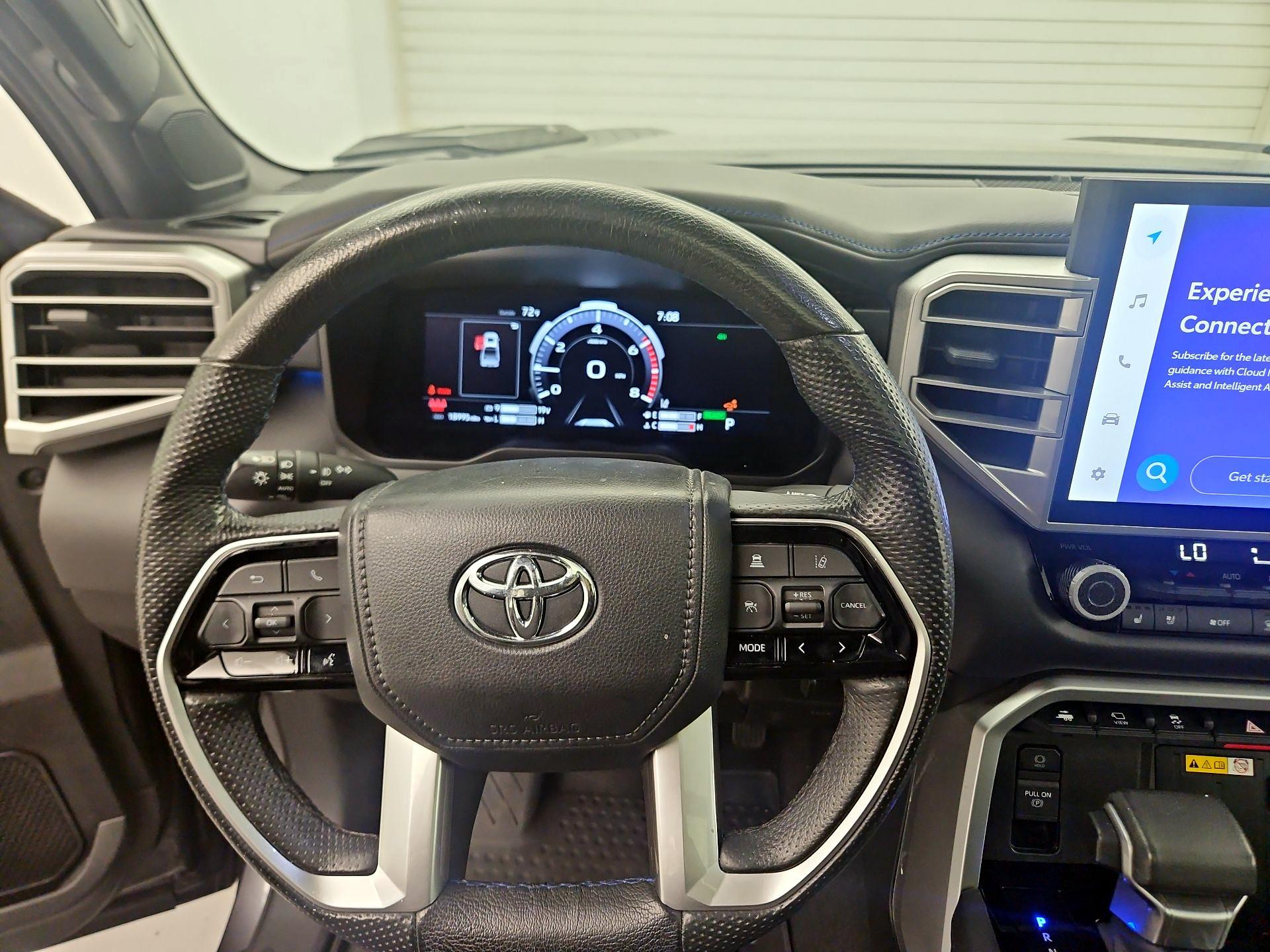 Thumbnail: 2024 Toyota Tundra - 10